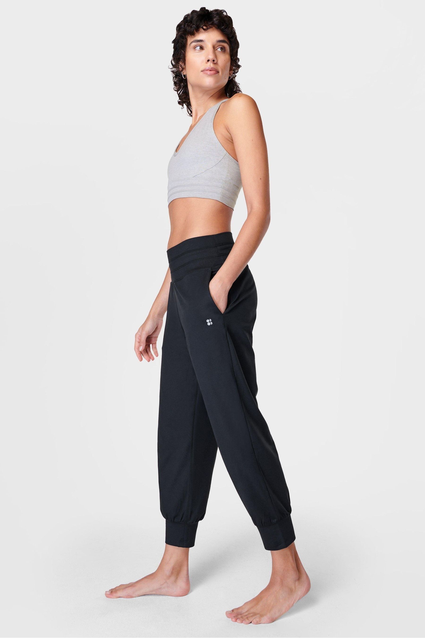 Gaia yoga pants hotsell