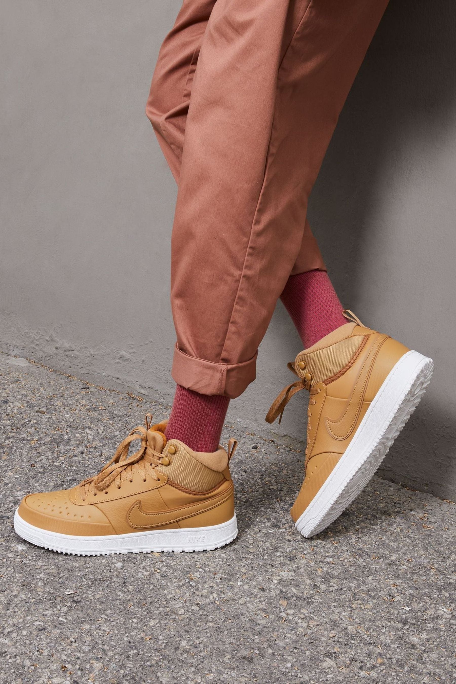 Continental 8s trainers chalk night cargo met gold exclusive sale