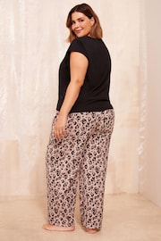 Curves Like These Black Printed Shorts Sleeve Pyjamas - Image 4 of 4