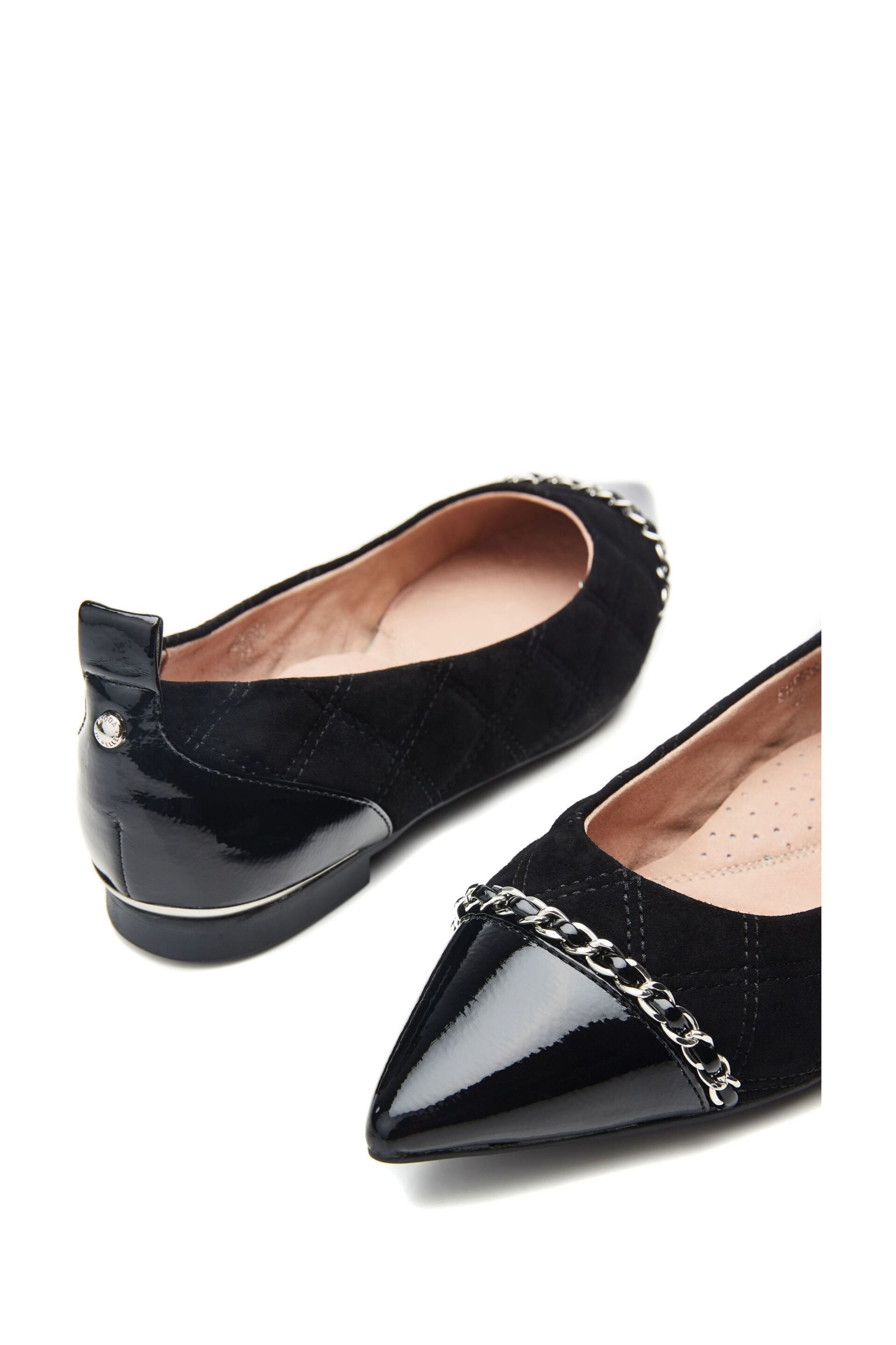 Moda in Pelle Edessa Pointed Toe Chain Trim Black Ballerinas - Image 4 of 4