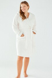 Chelsea Peers White Curve Fluffy Hooded Robe Dressing Gown - Image 8 of 8