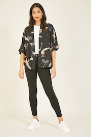 Yumi Black Crane Print Kimono - Image 2 of 8