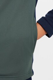 Nike Navy/Green Full Zip Tracksuit - Image 9 of 11