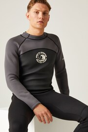 Regatta Black Full Wetsuit - Image 5 of 10