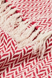 Oliver Bonas Red Alma Woven Herringbone Throw - Image 3 of 4