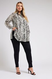 Yours Curve Cream London Floral Print Shirt - Image 3 of 5