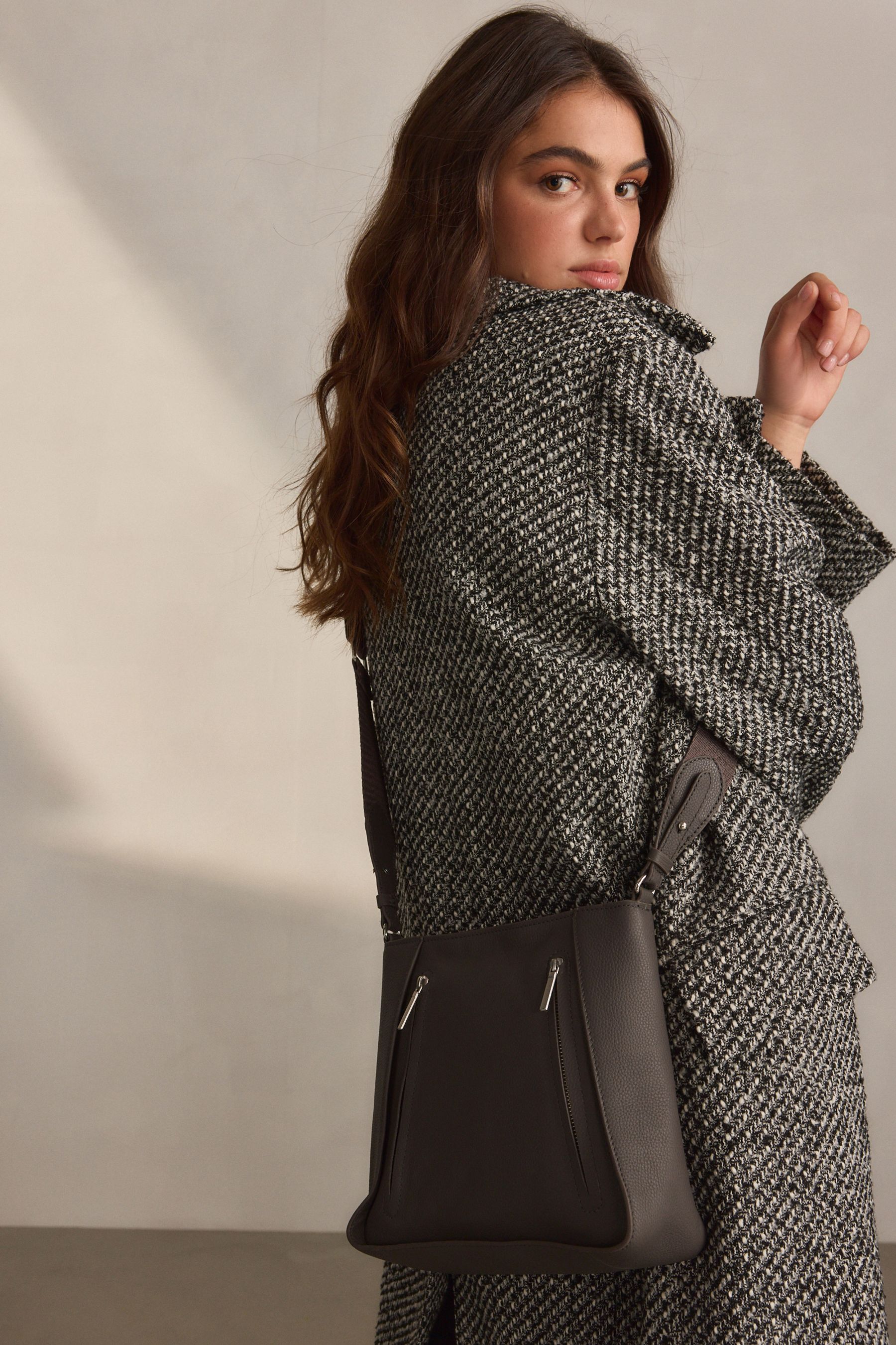 Grey leather messenger bag online