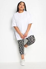 Yours Curve Black 2 PACK Black & White Ditsy Floral Print Cropped Leggings - Image 2 of 5