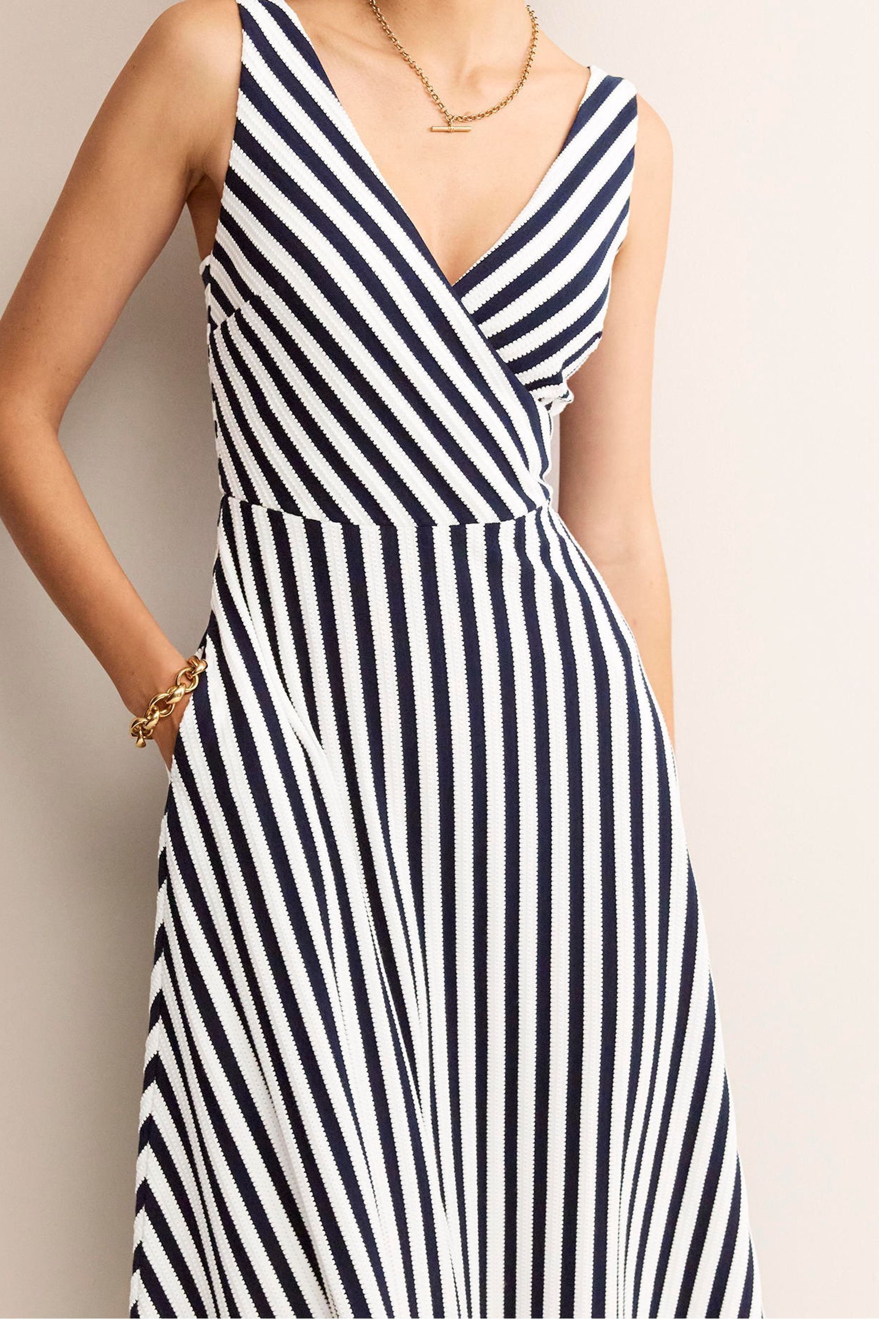 White jersey wrap dress hot sale