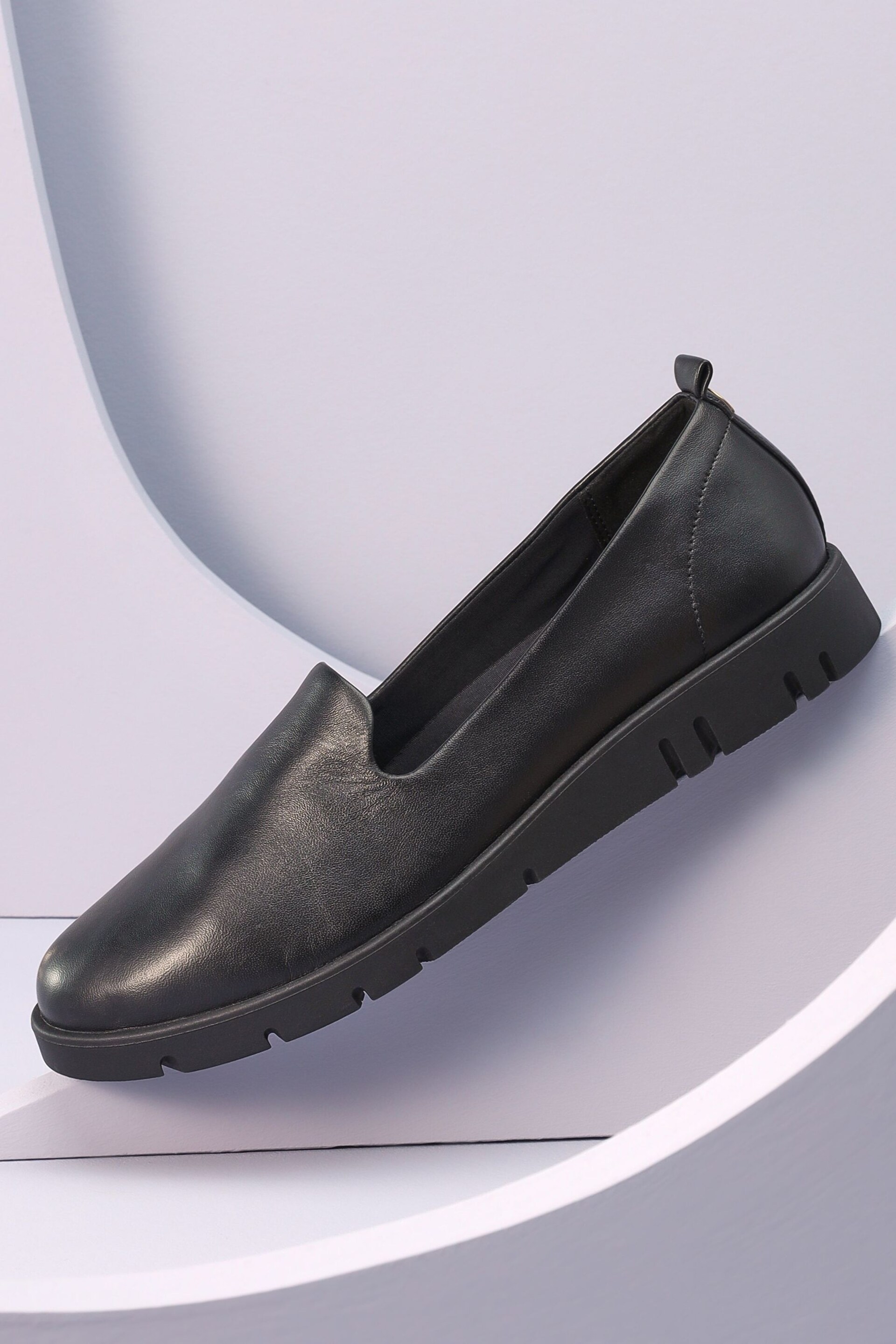 Black Forever Comfort® With Motionflex Leather Slip-On Shoes - Image 3 of 6