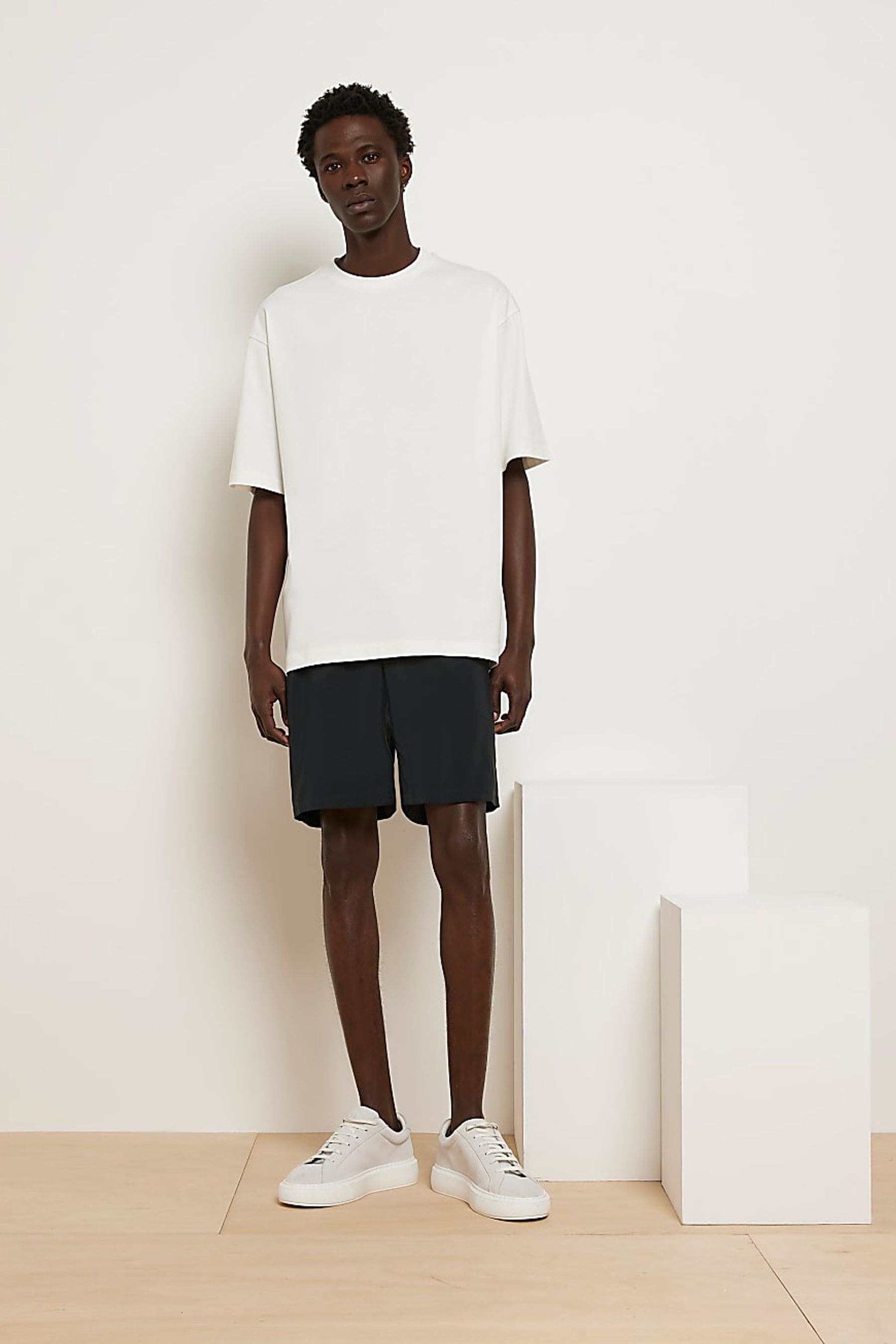 Oversized t shirt river island discount