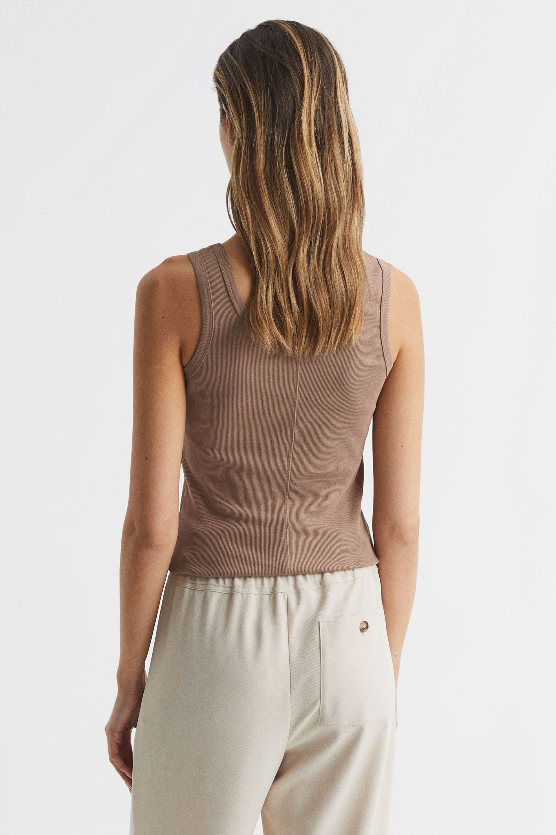 Reiss Mocha Violet Ribbed Cotton Blend Vest - Image 5 of 7