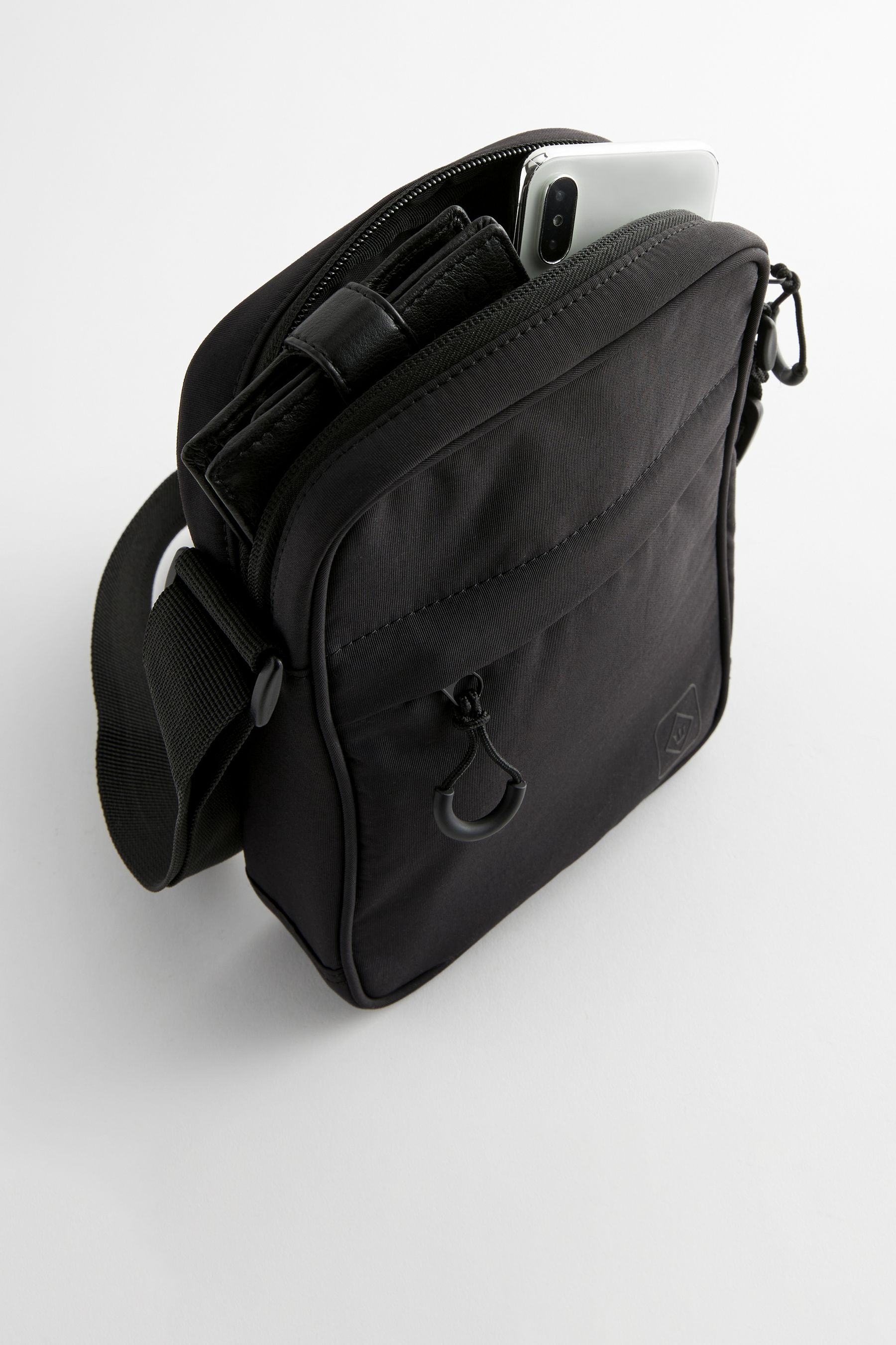 Plain black crossbody bag outlet