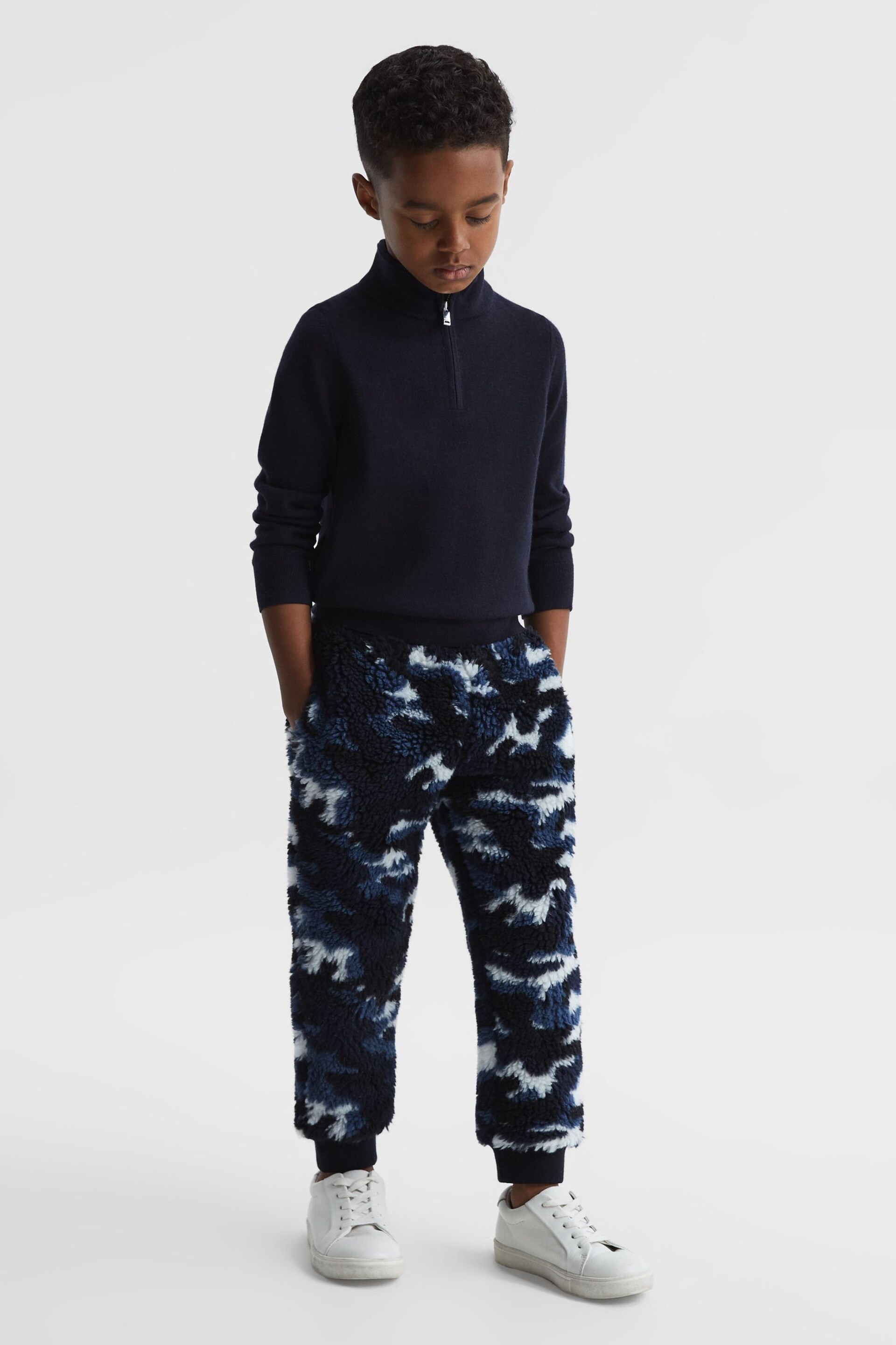 Reiss Blue Camo Deacon Junior Fleece Joggers - Image 3 of 7