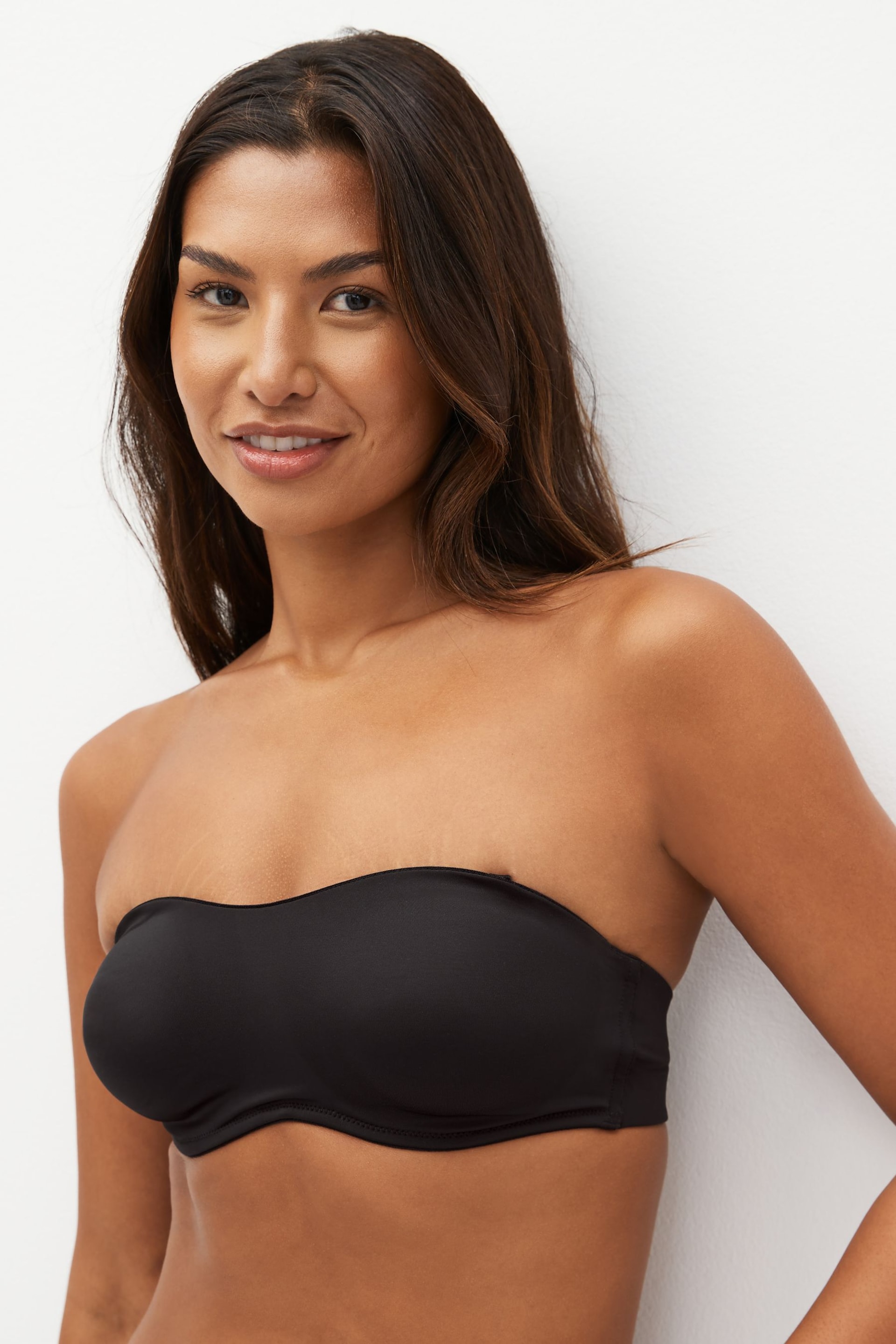 Black Smoothing Strapless Non Pad Wired Bra - Image 1 of 6