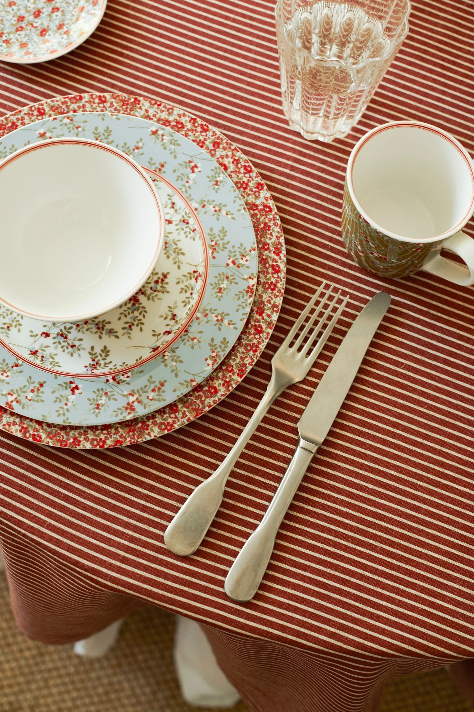 Laura ashley plates clearance