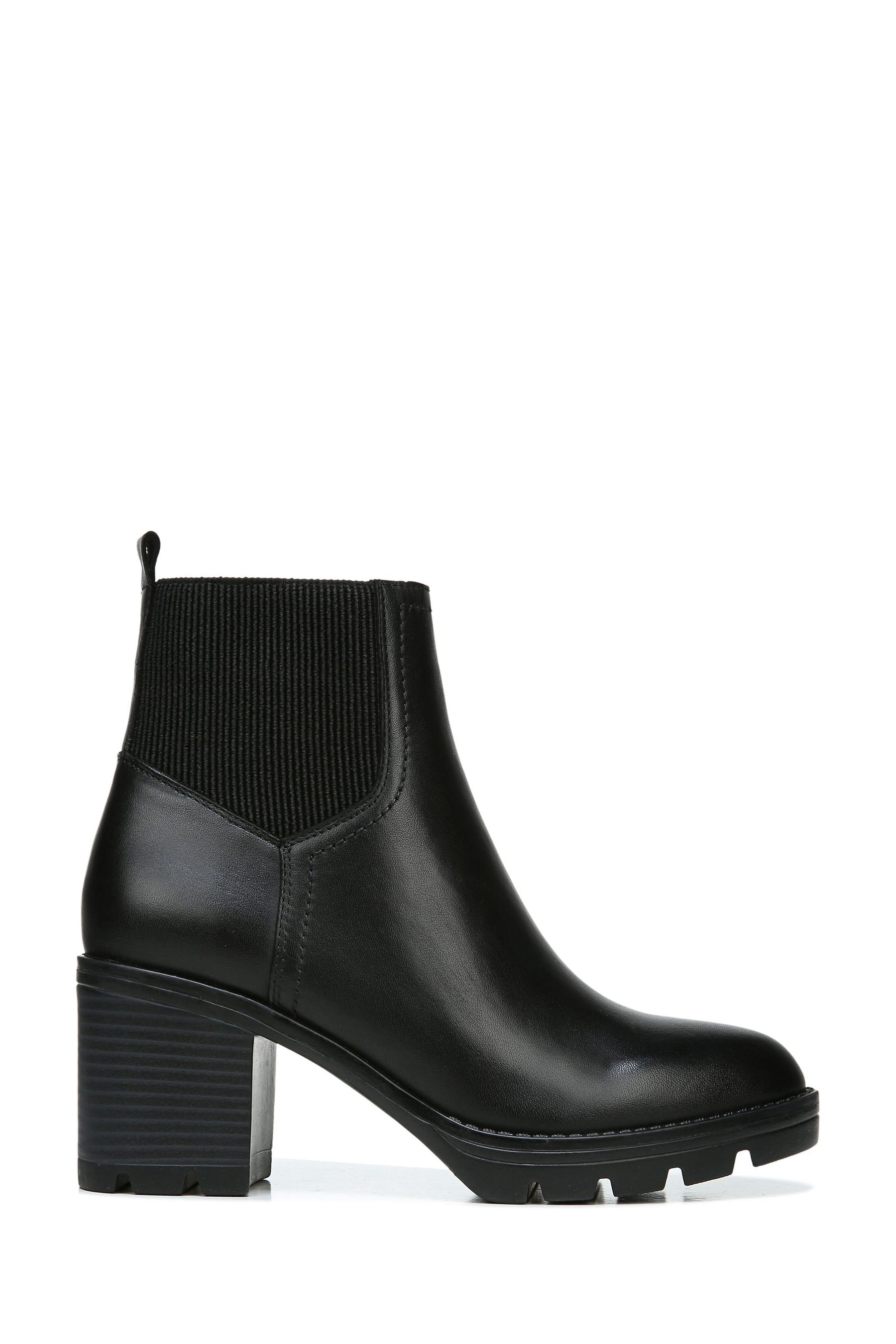 Naturalizer waterproof boots hotsell