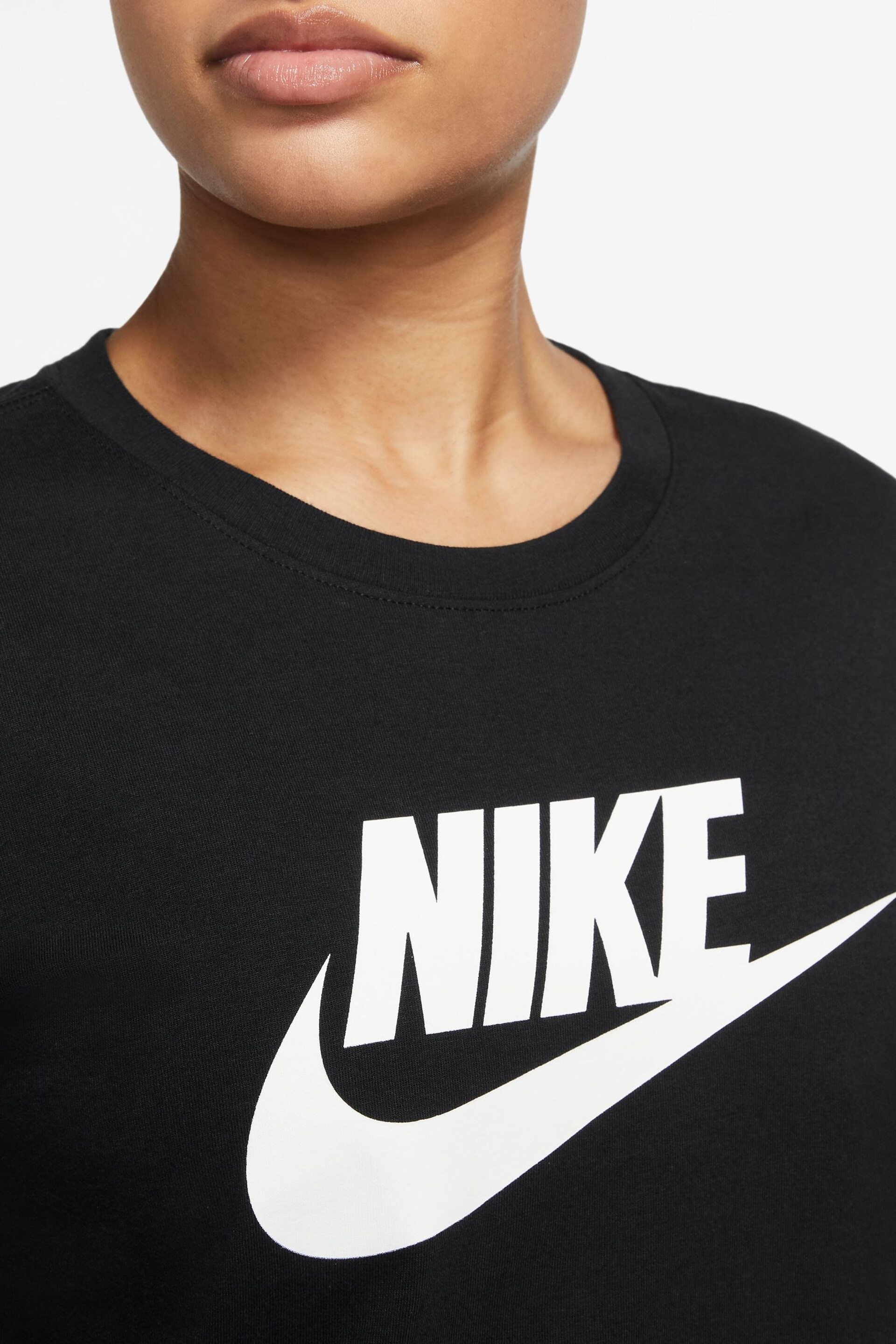 Nike Black Essential Icon T-Shirt - Image 3 of 3