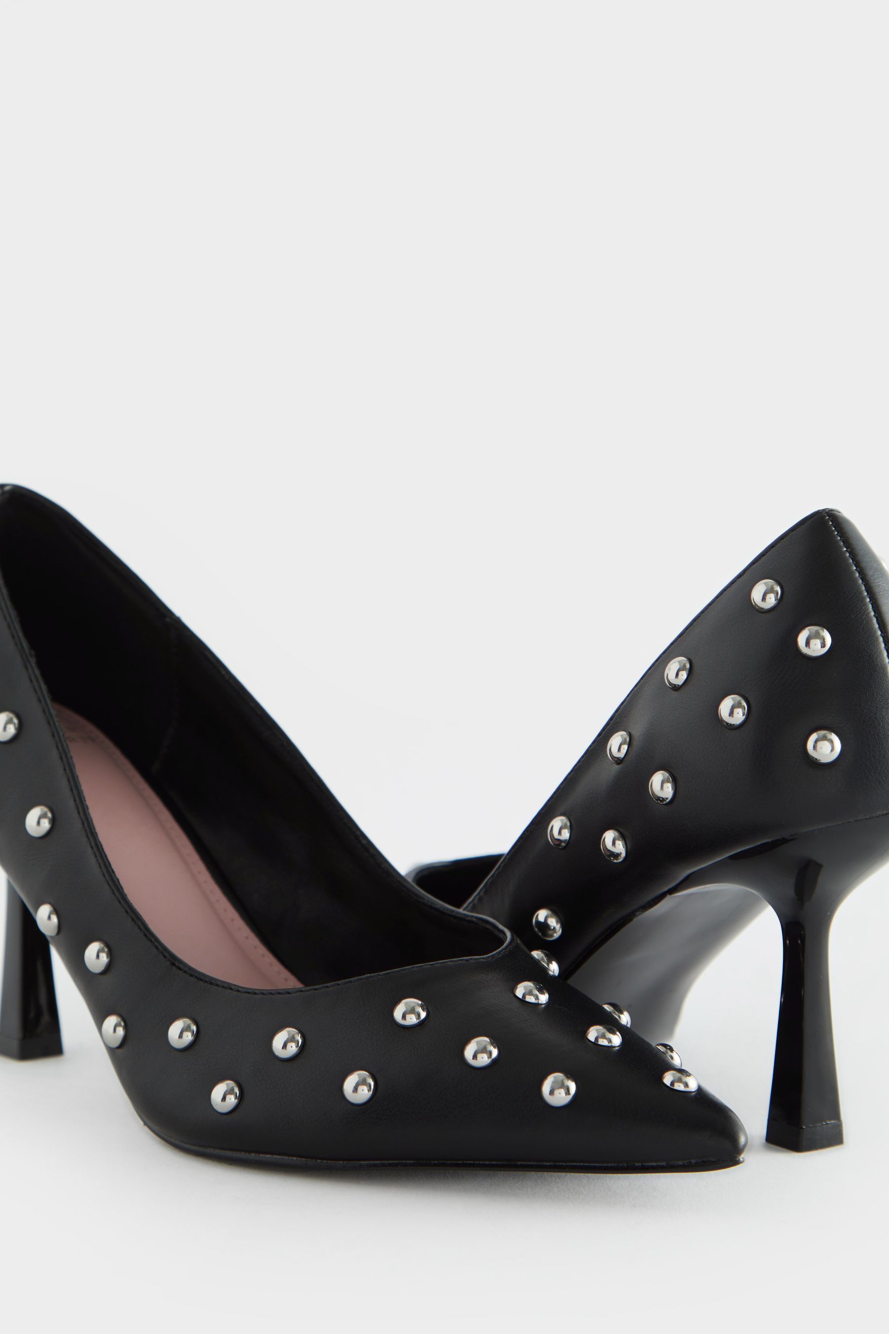 Black studded court heels clearance