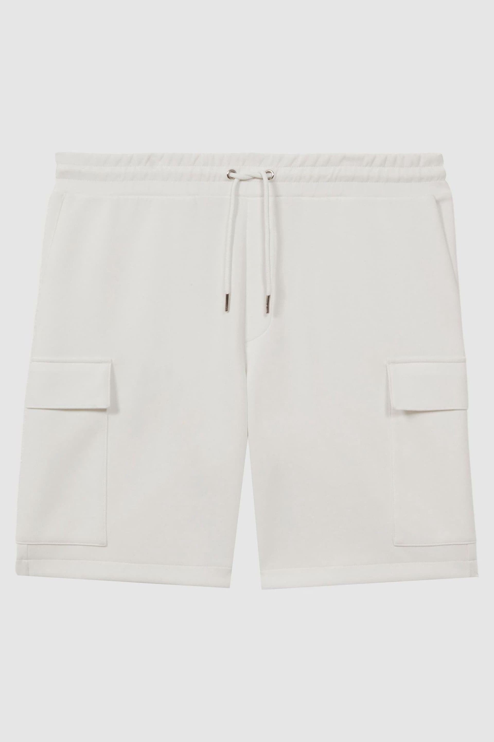 Reiss White Oliver Interlock Jersey Cargo Shorts - Image 2 of 4