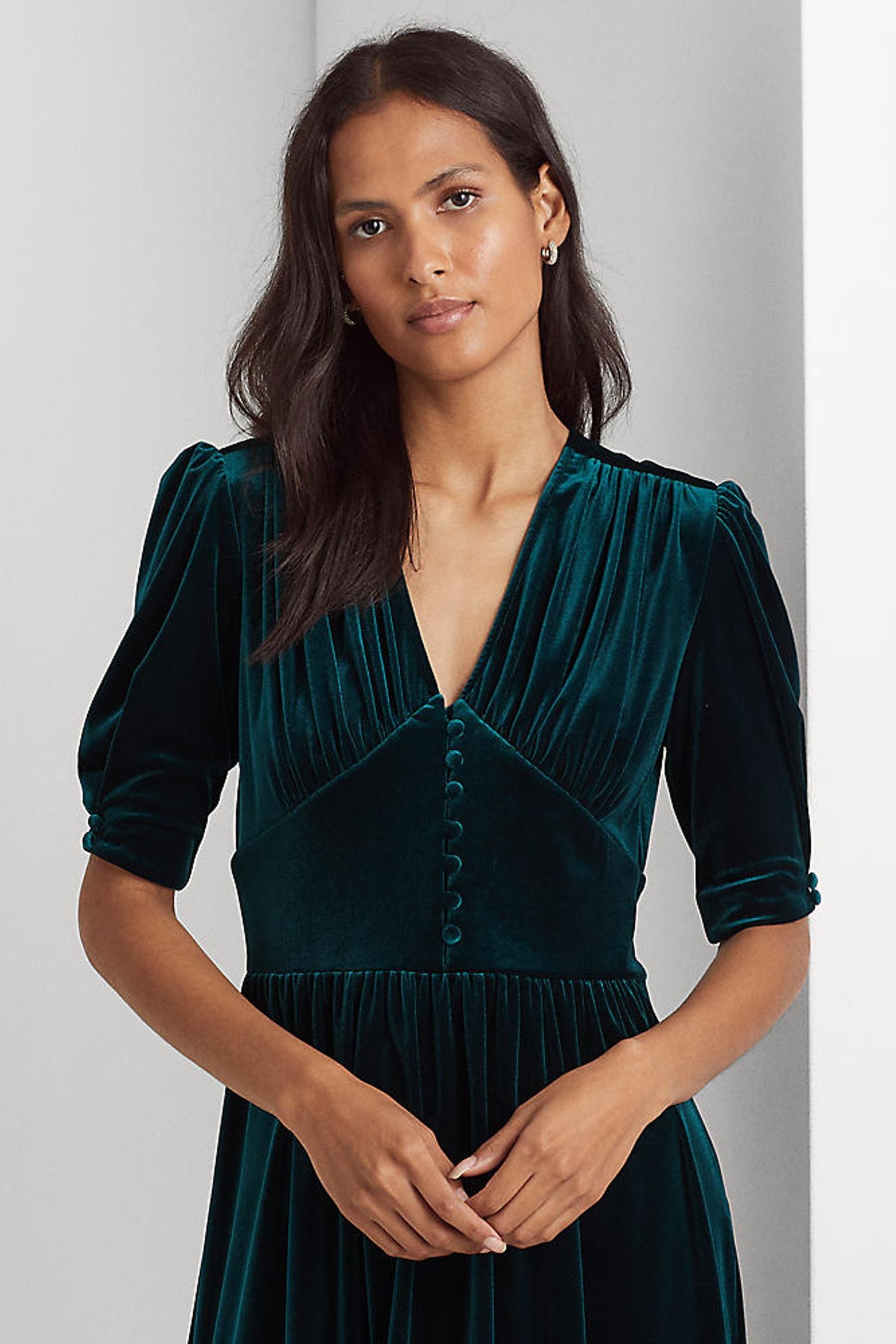Buy Lauren Ralph Lauren Green Velvet Vinyam Midi Party Dress from Next Luxembourg