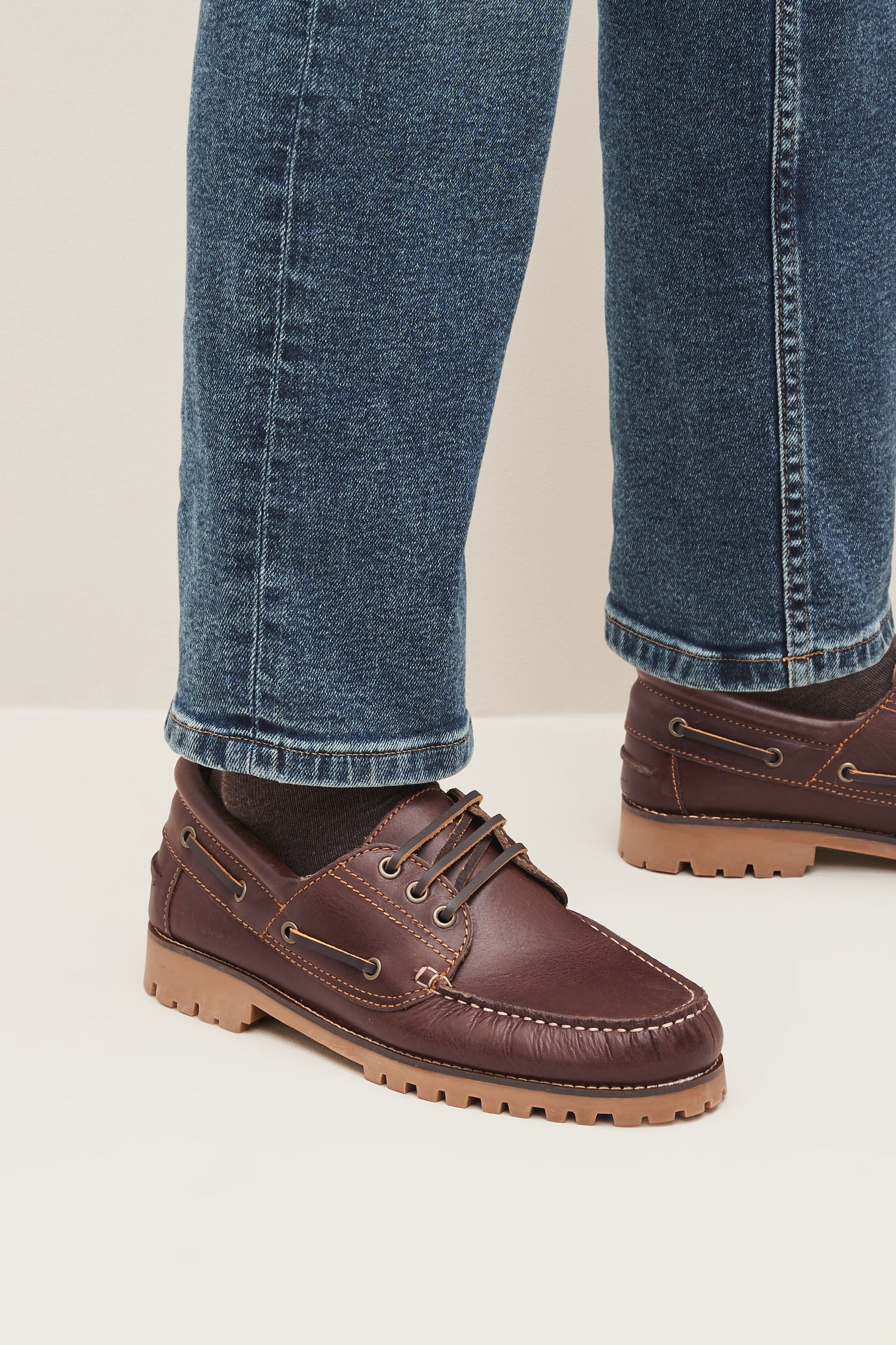 Eye boat shoes store