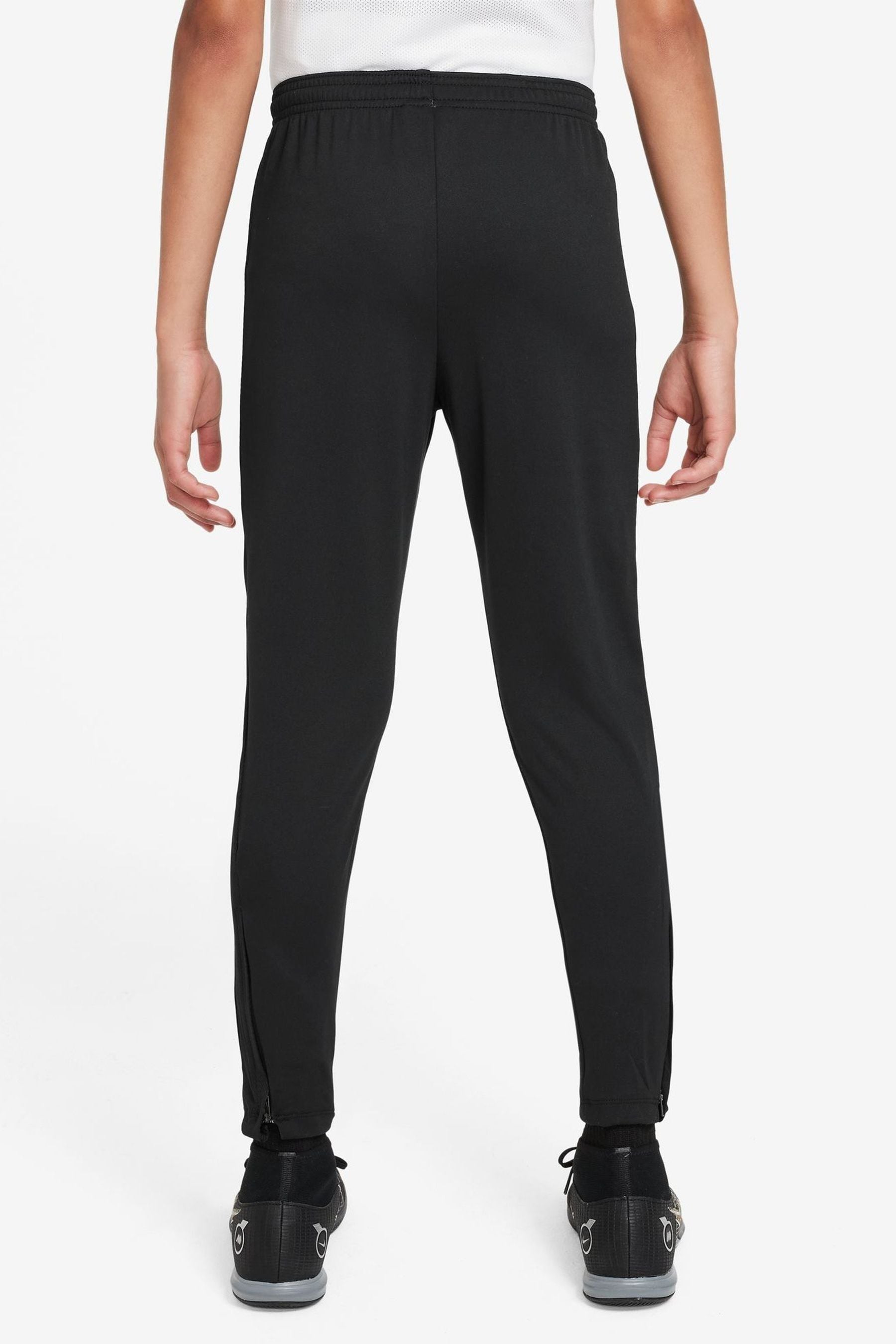 Joggers dri fit online