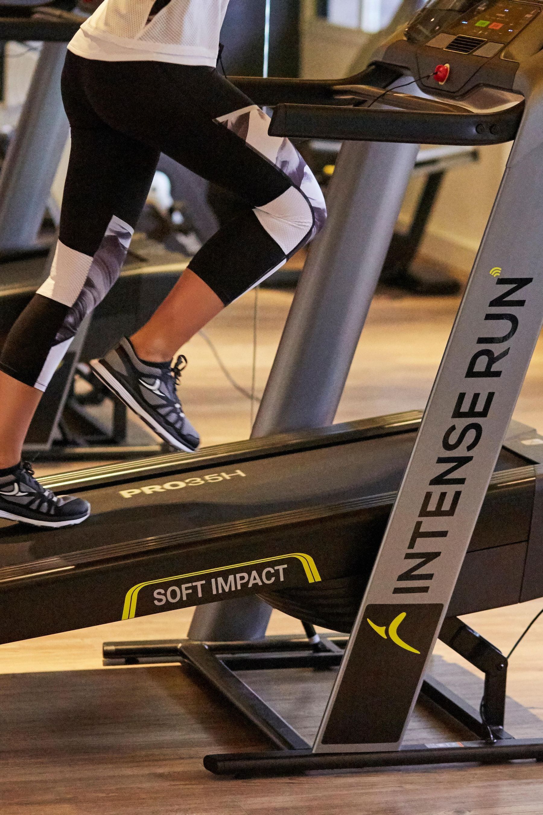 Decathlon intense run treadmill review on sale