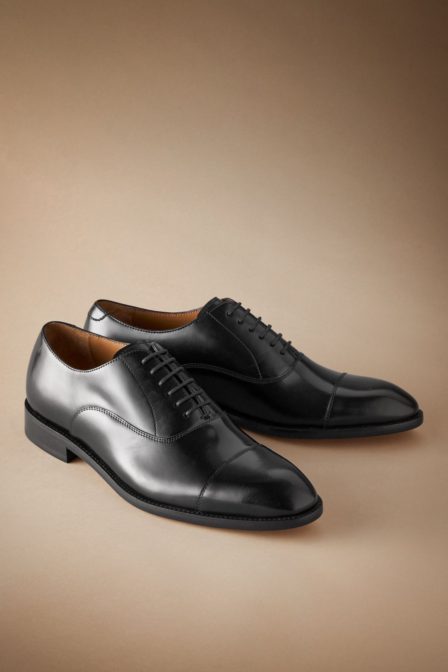 Black oxford discount