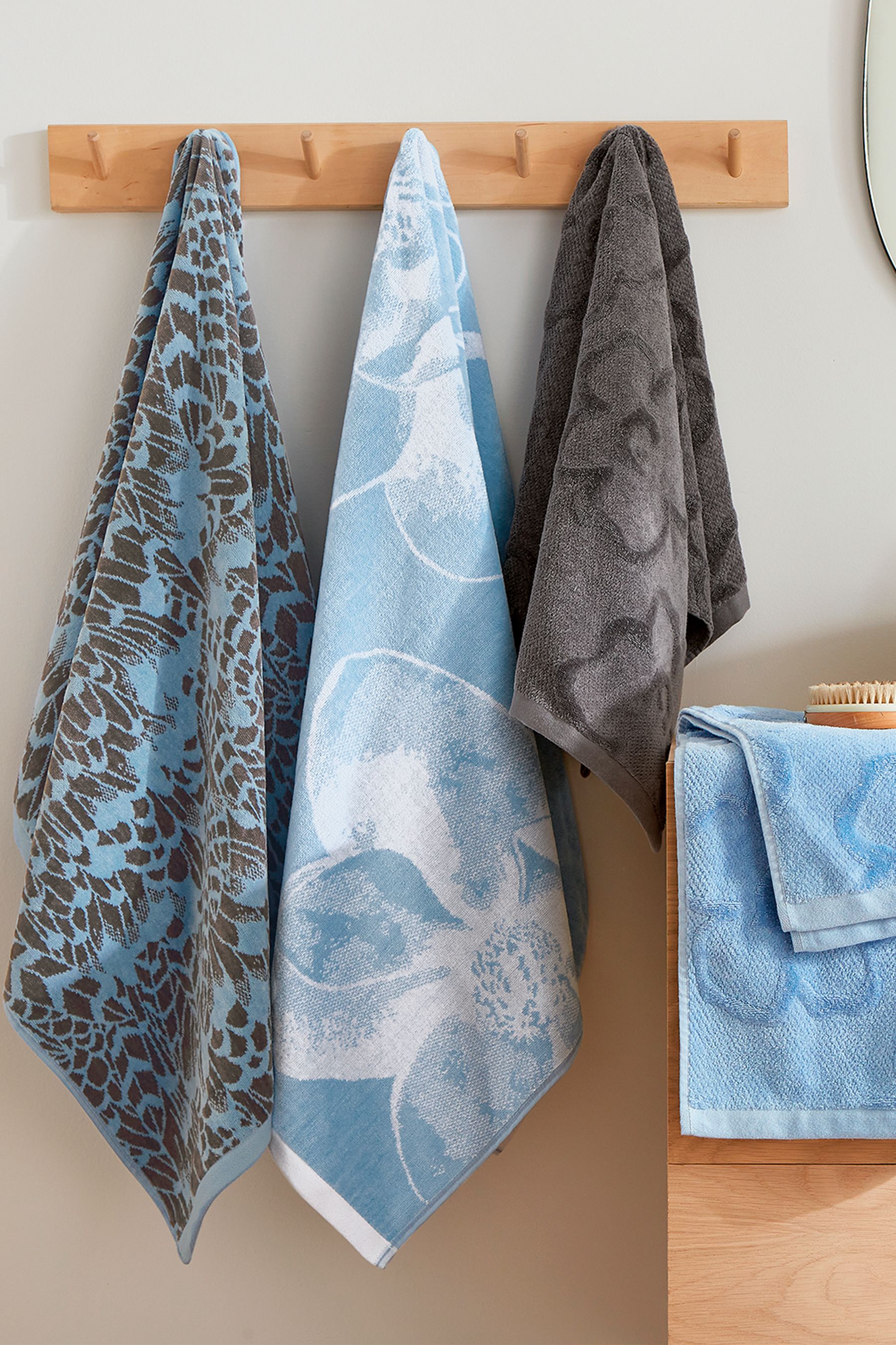 Ted baker towel 2025