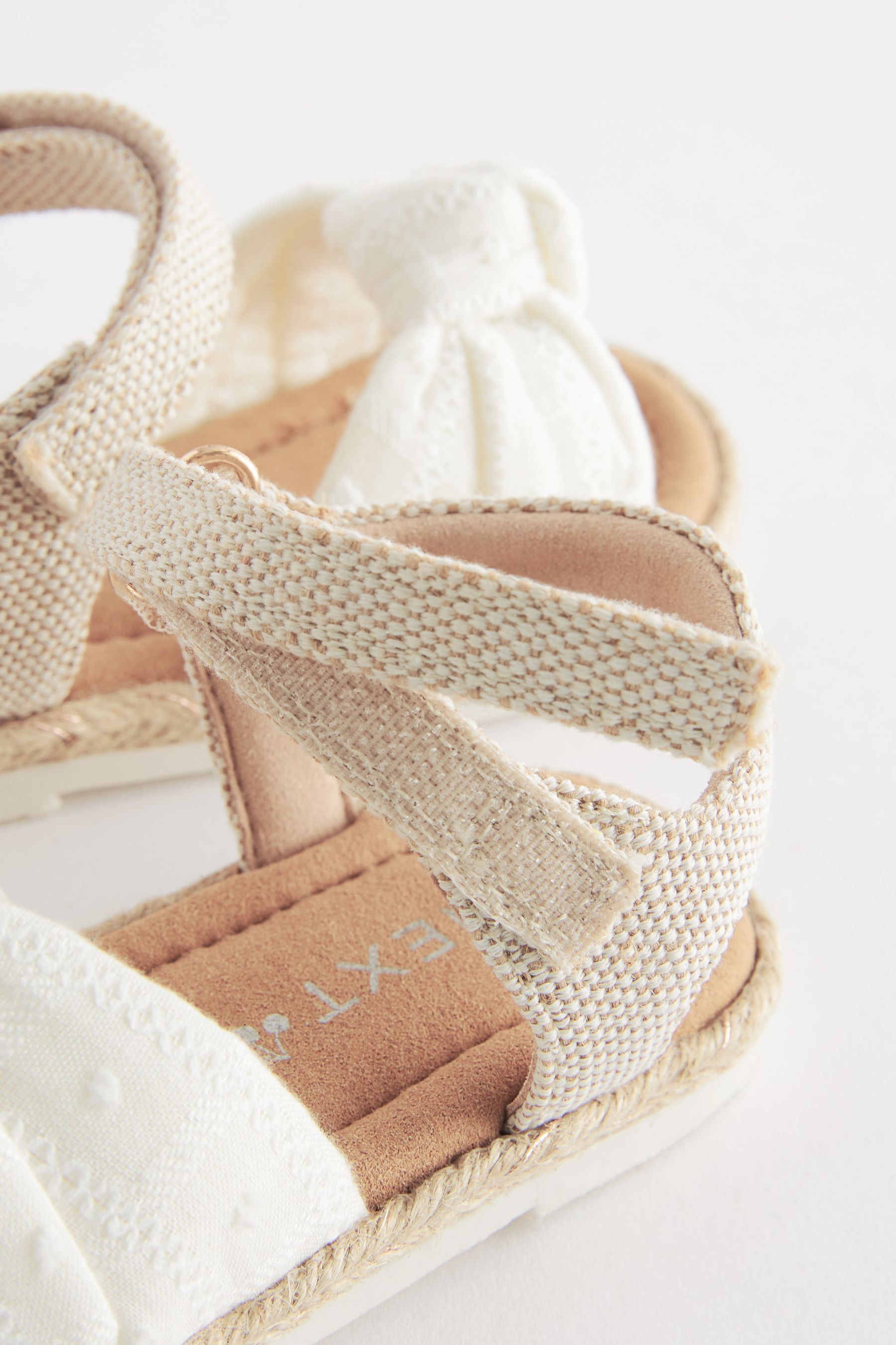 White knot sandals discount