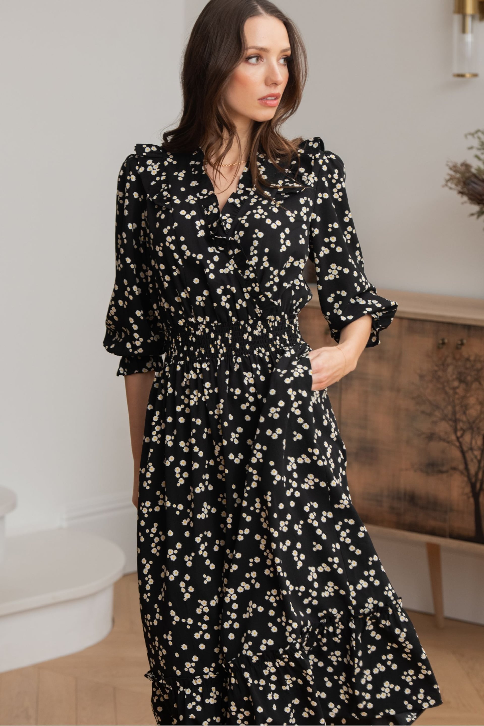 Pour Moi Black Daisy Print Maggie Recycled Dress - Image 2 of 4