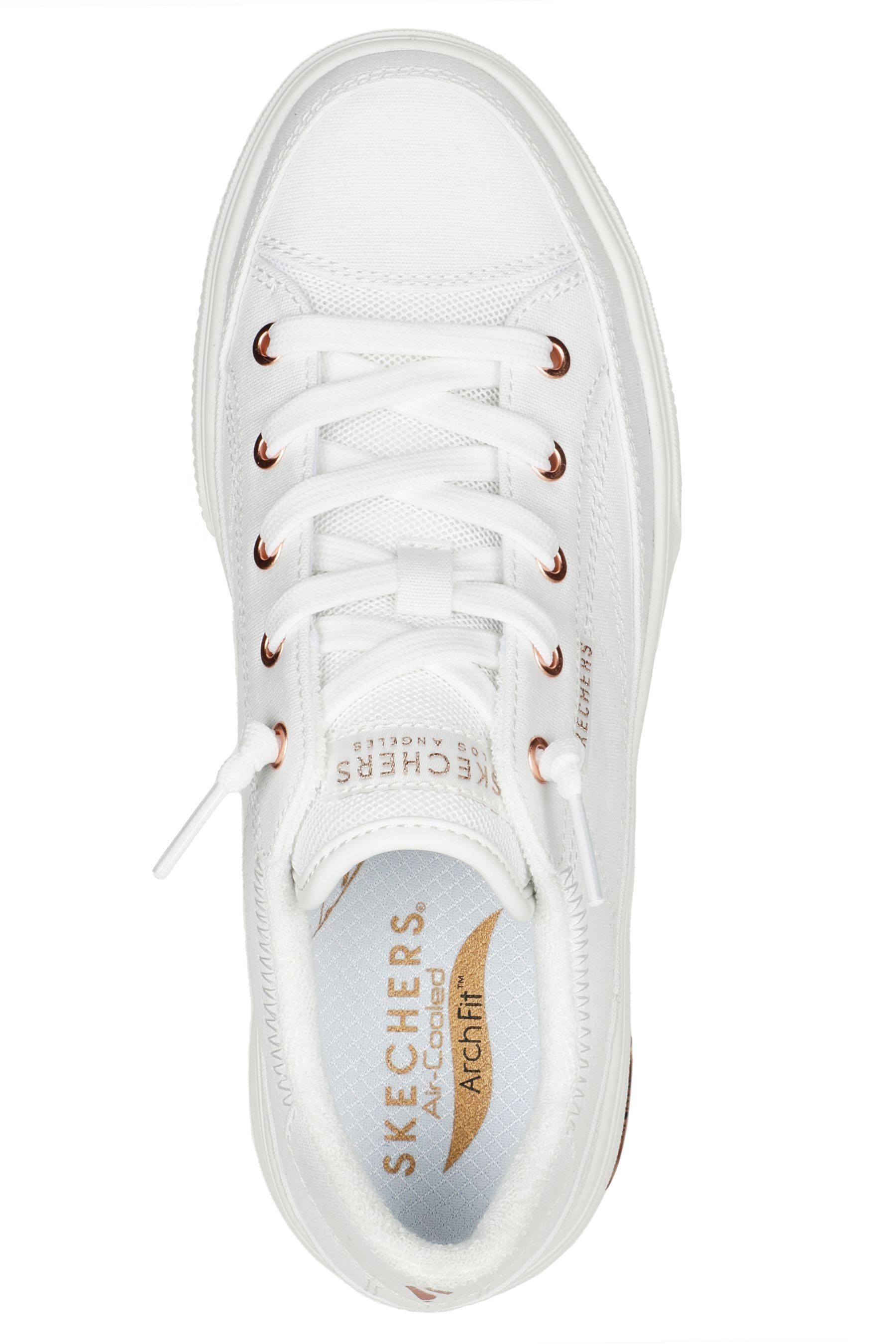 Skechers air lift store