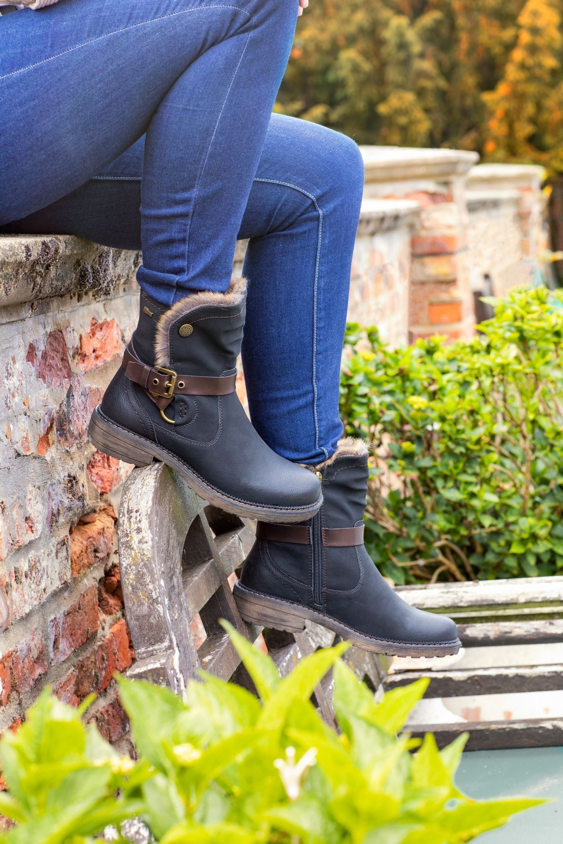 Pavers relife boots cheap