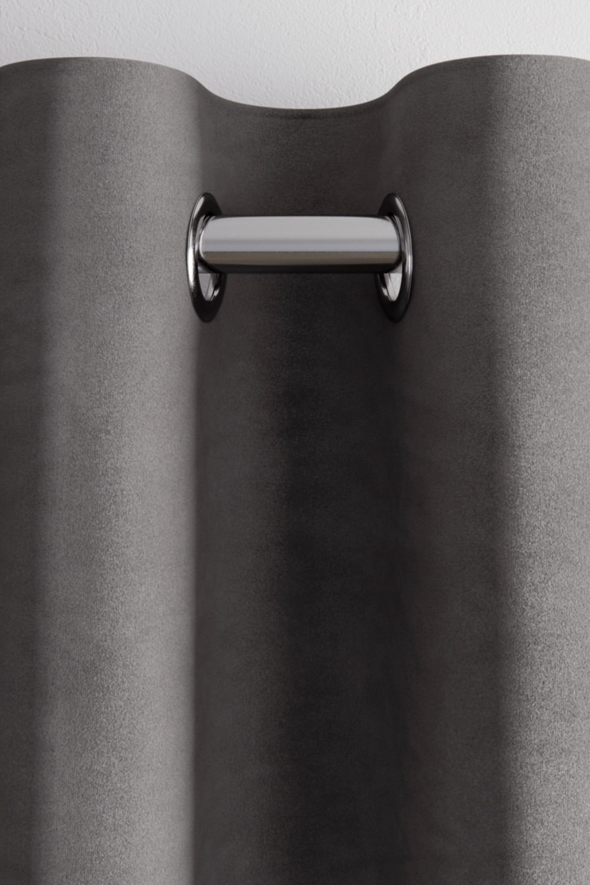 Charcoal Grey Matte Velvet Blackout/Thermal Eyelet Curtains - Image 7 of 9