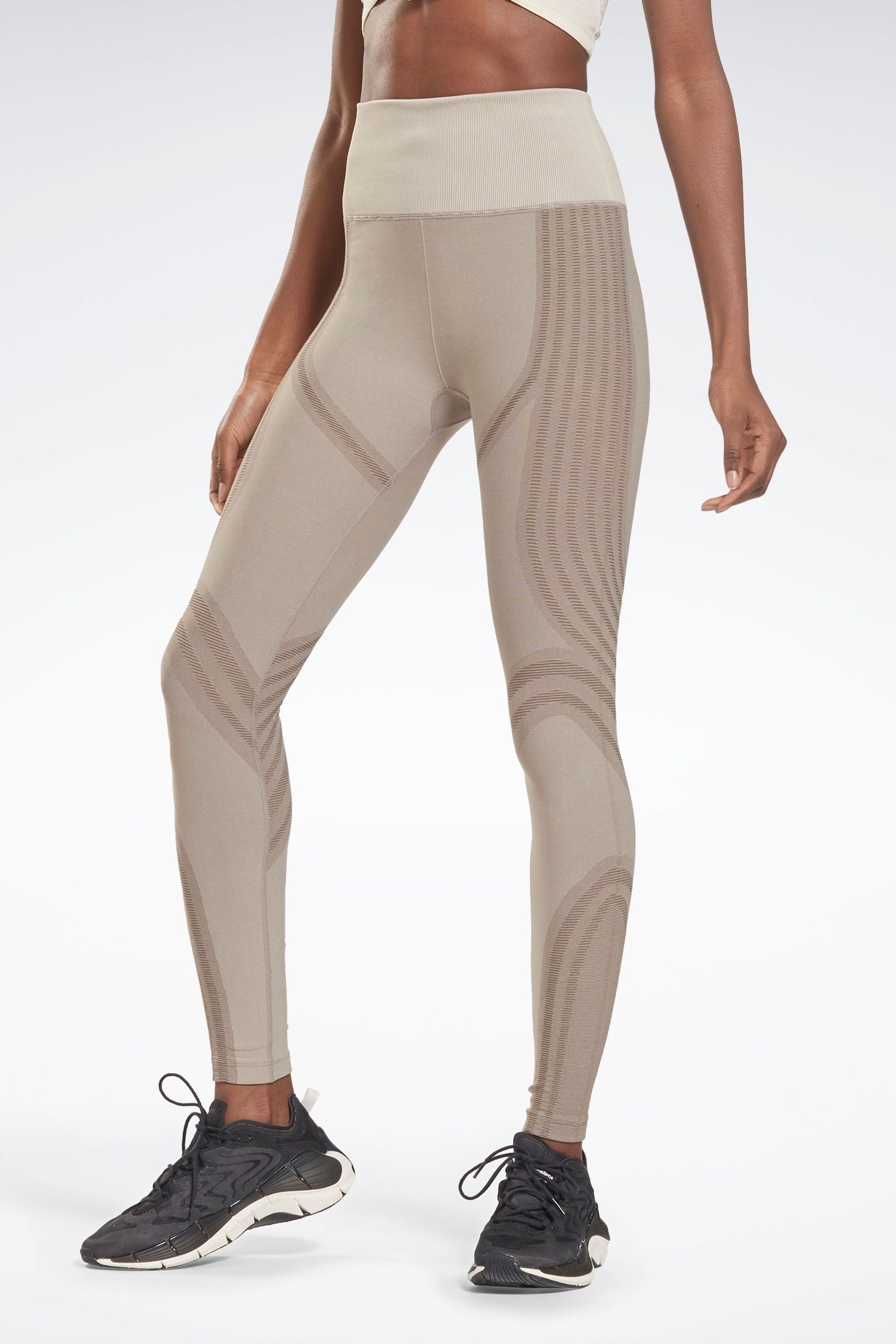 Les mills tights top