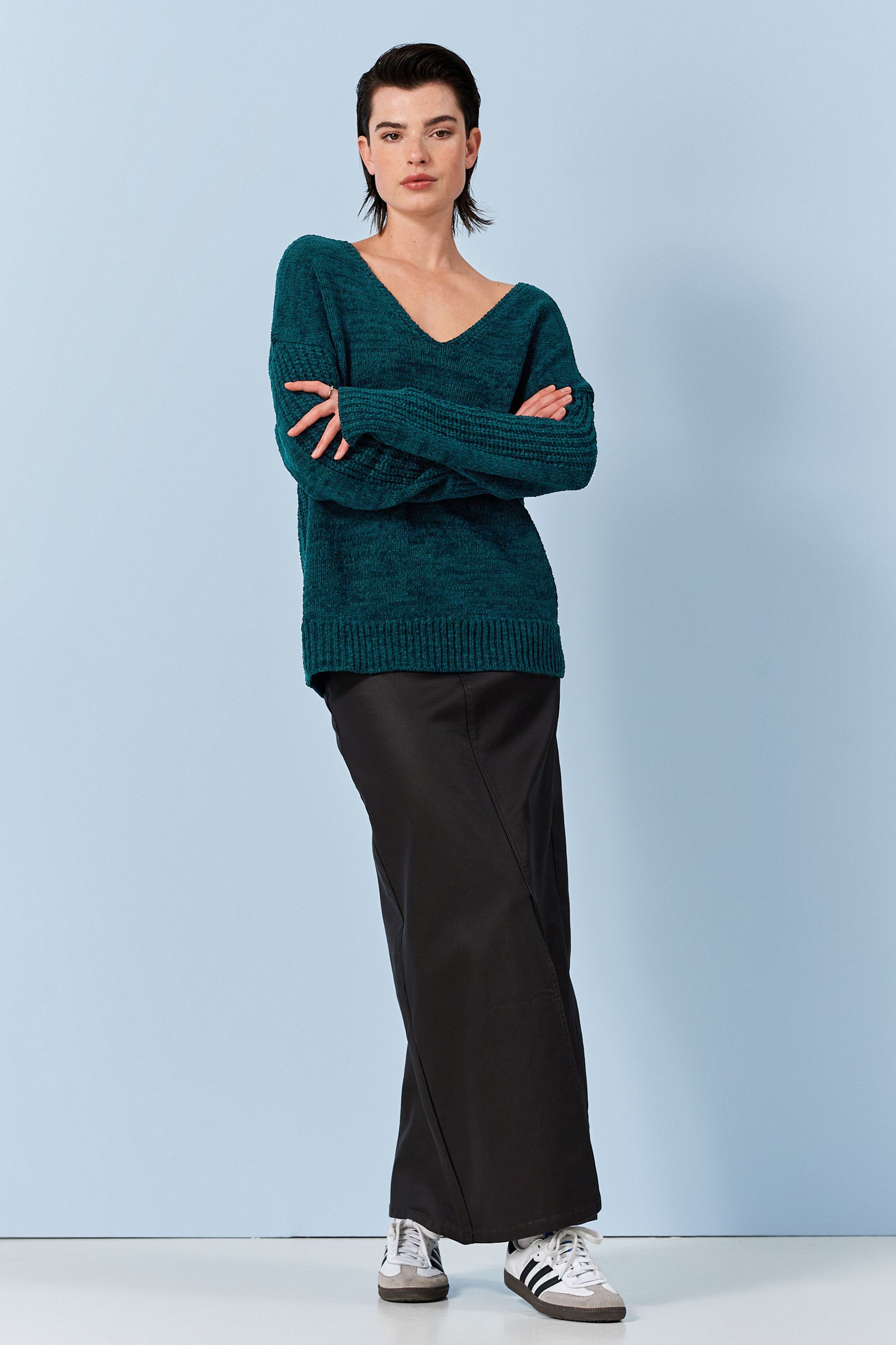 Next v neck jumper hotsell