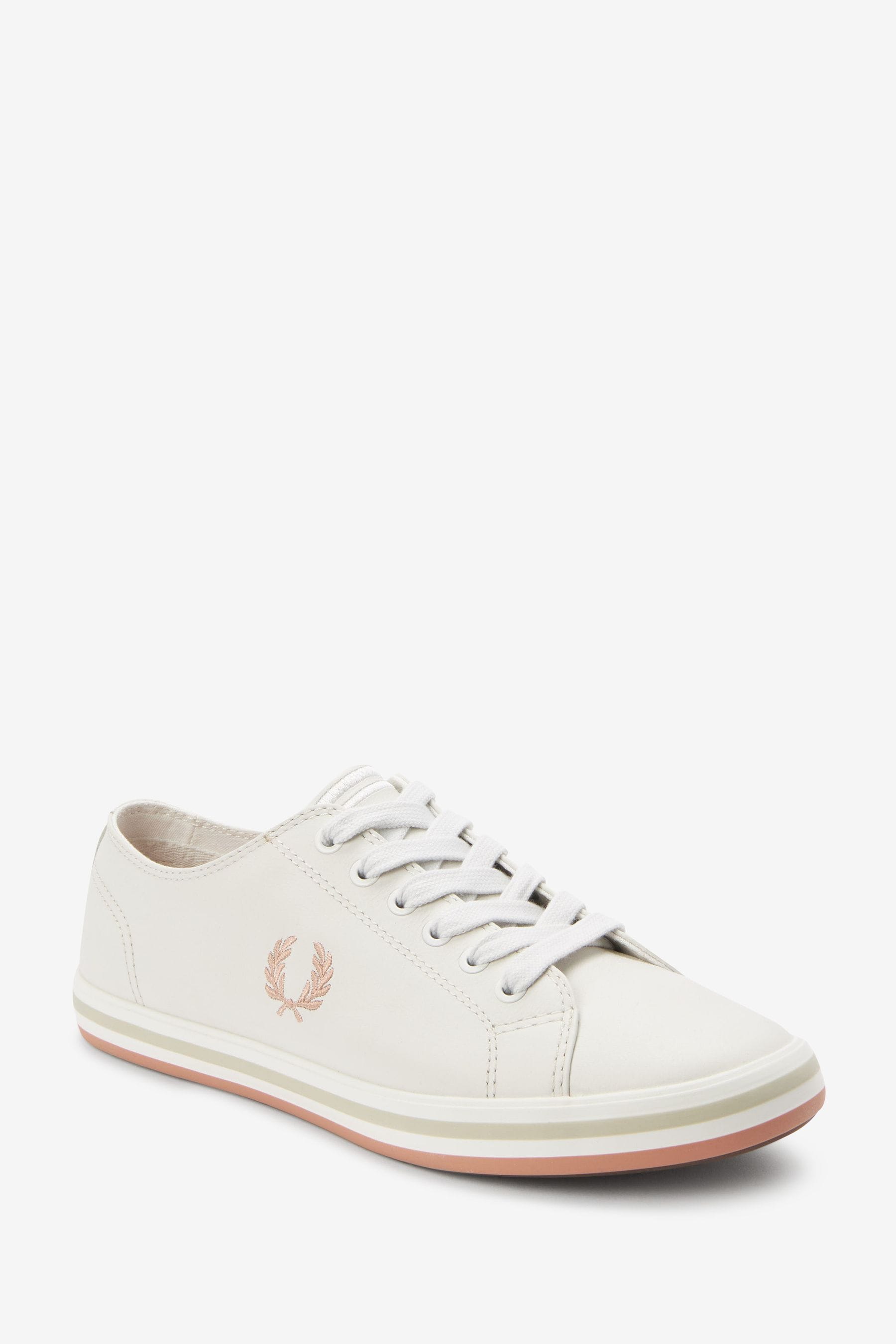 Fred perry kendrick leather plimsolls in white store