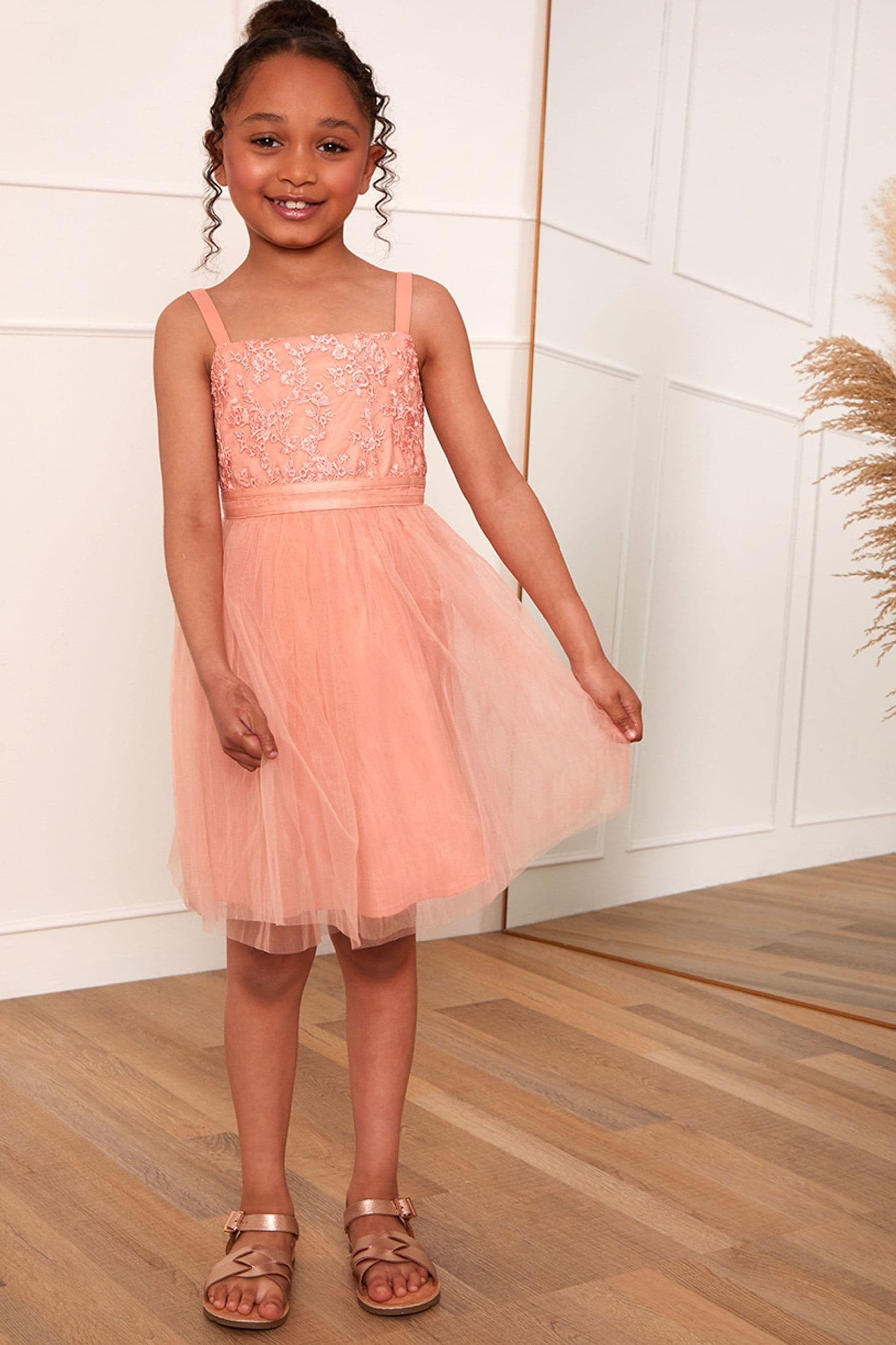 Chi chi london girl clearance