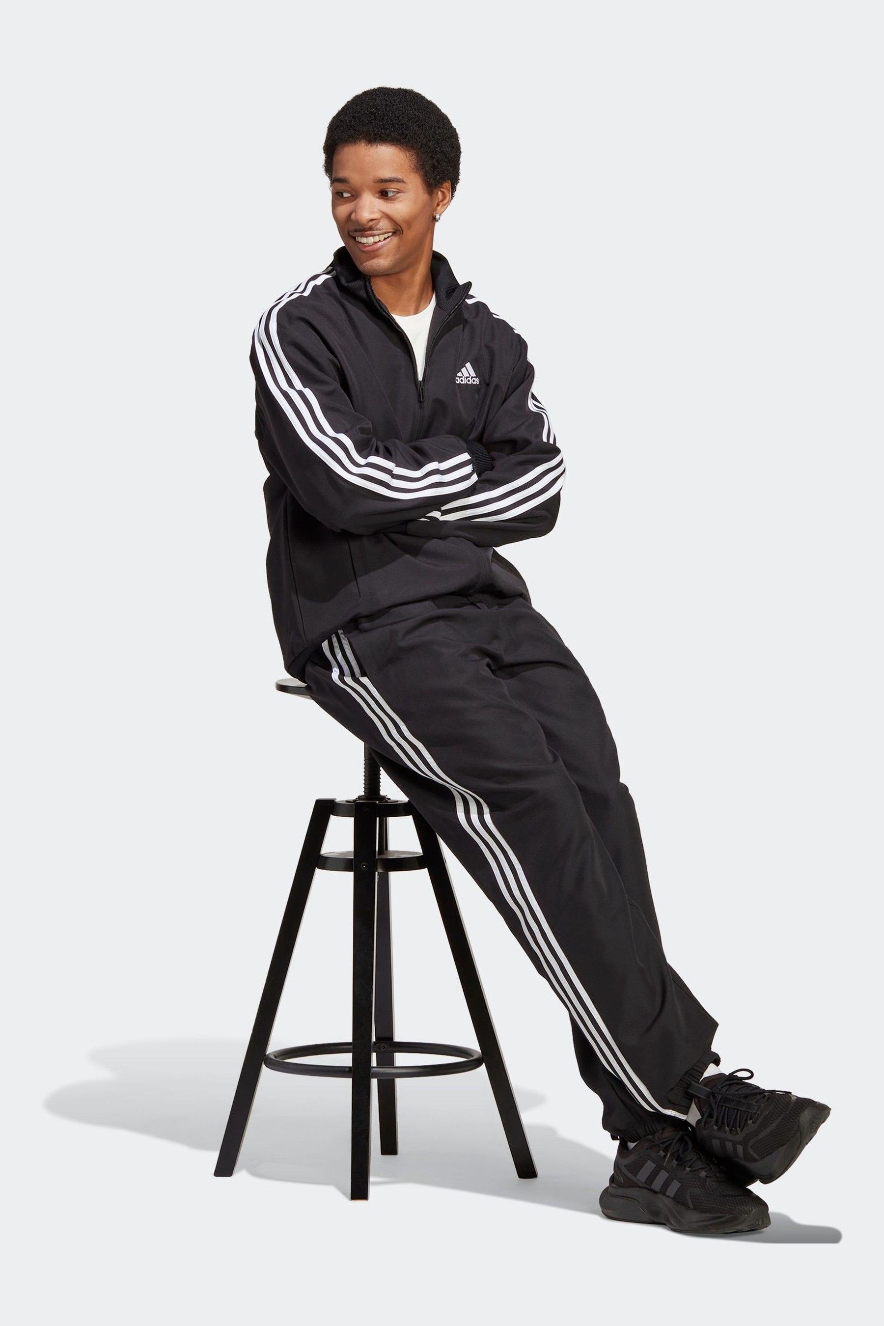 3 stripes tracksuit outlet