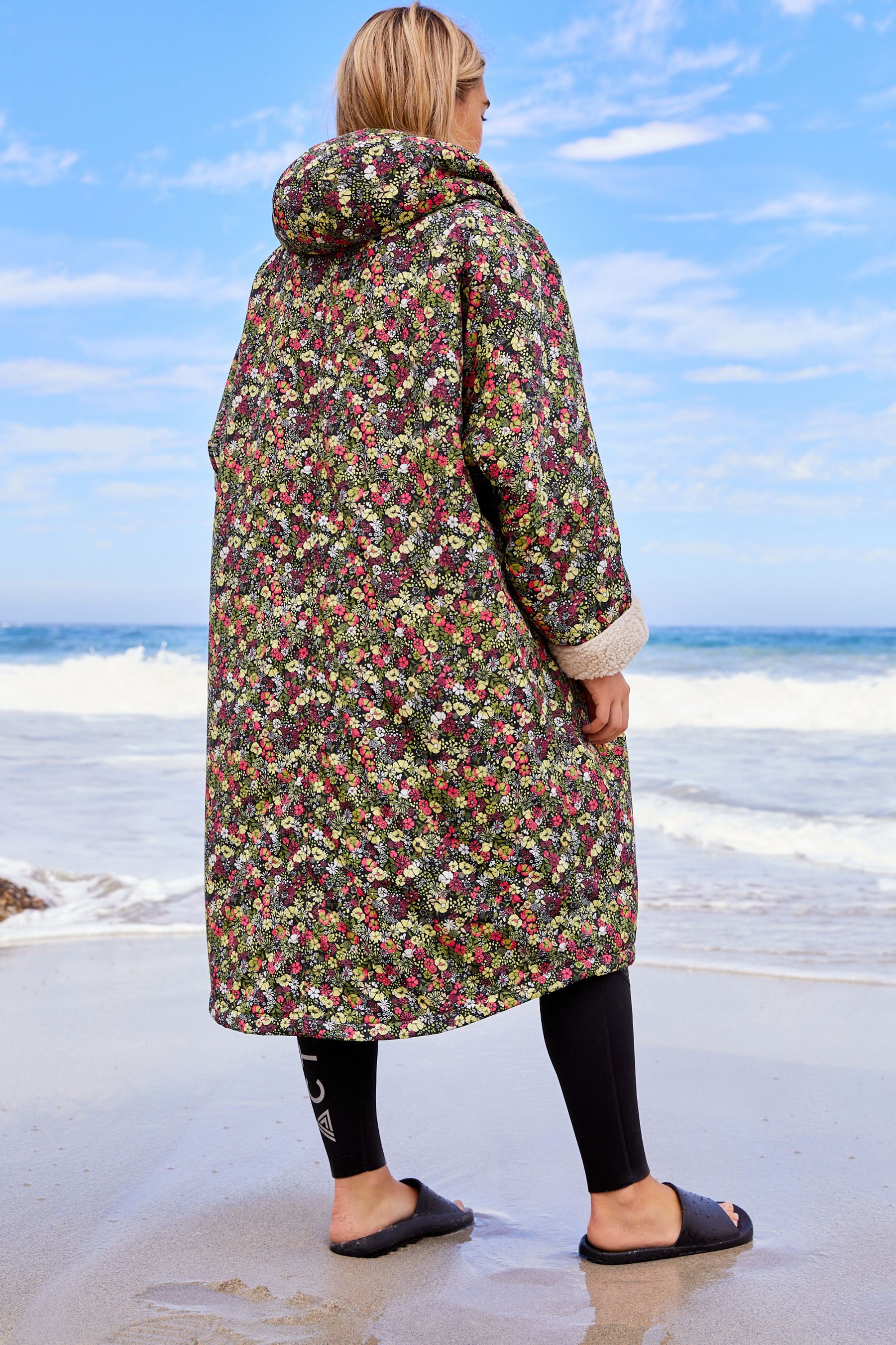 Buy Black Green Changing Robe from Next Luxembourg