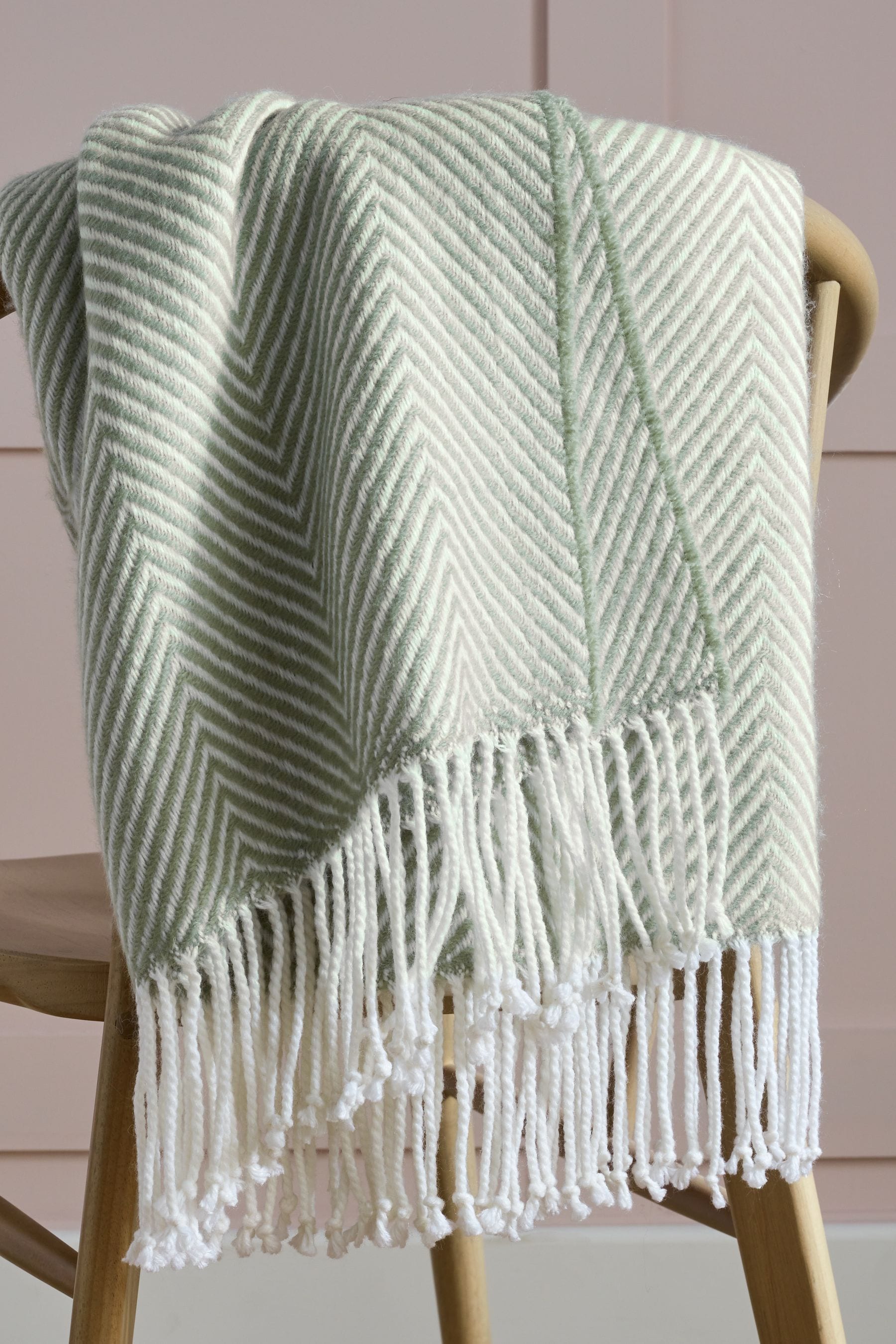 NEXT Sage Green Herringbone Cosy Throw Adult