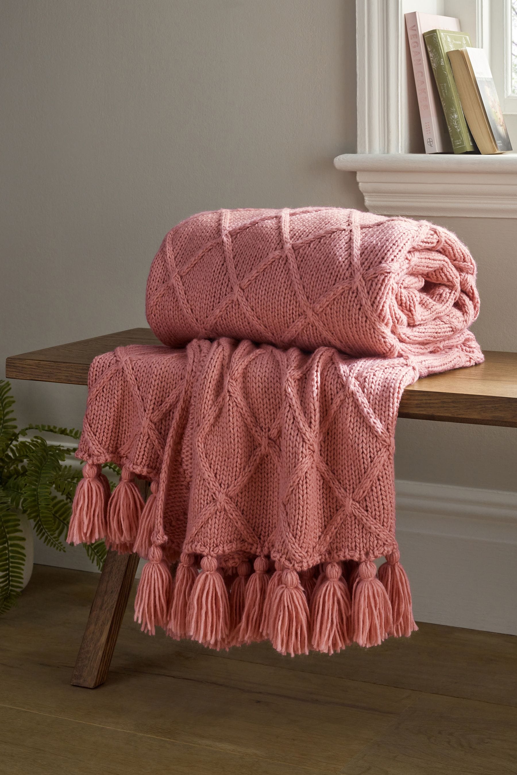 Cable knit throw pink discount