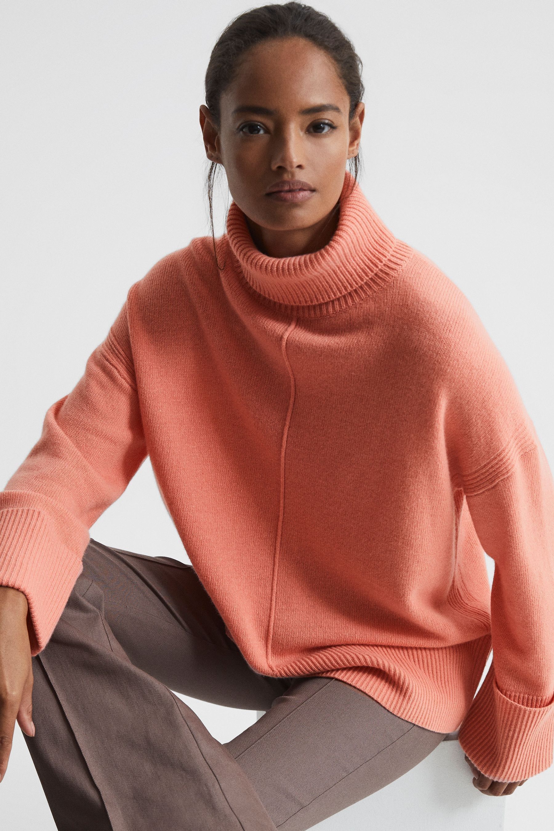 Pink cashmere roll neck jumper shop