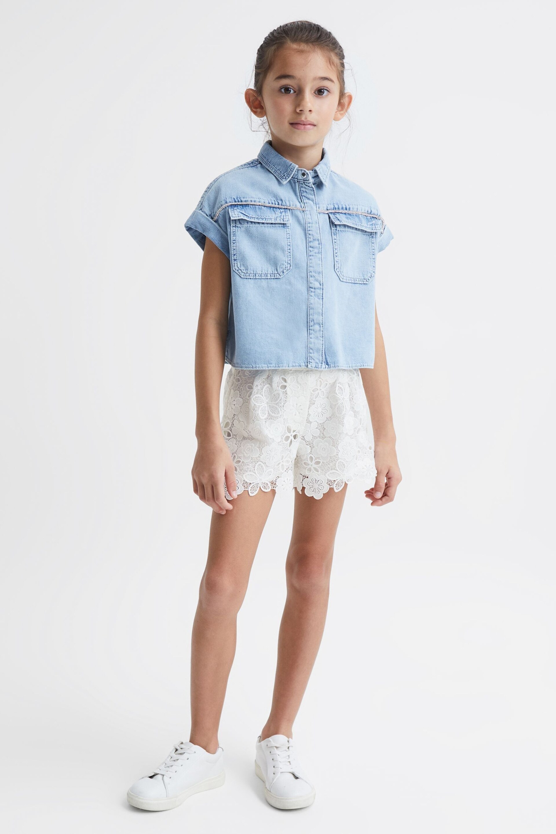 Reiss Ivory Skylar Junior Lace Shorts - Image 3 of 6