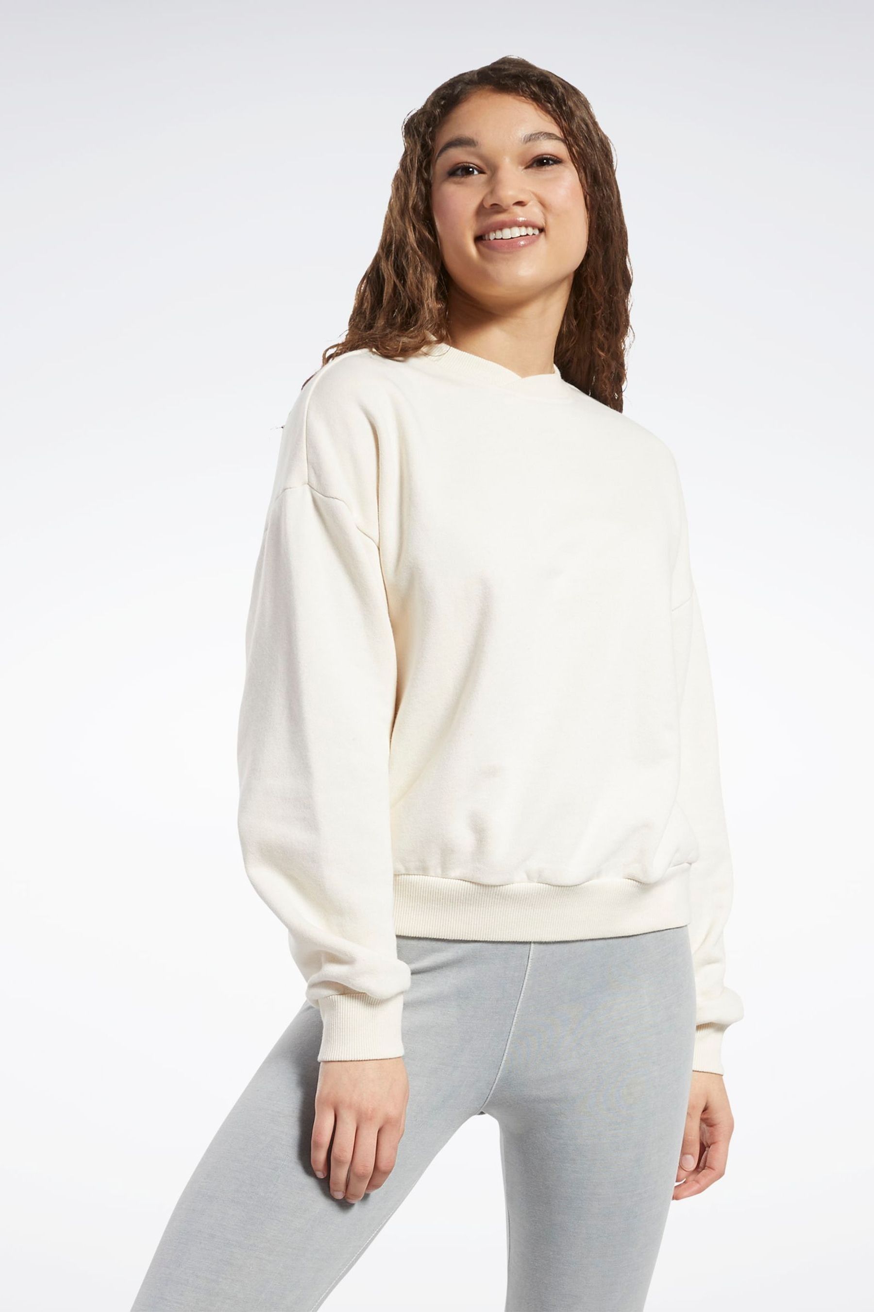 White reebok sweatshirt outlet