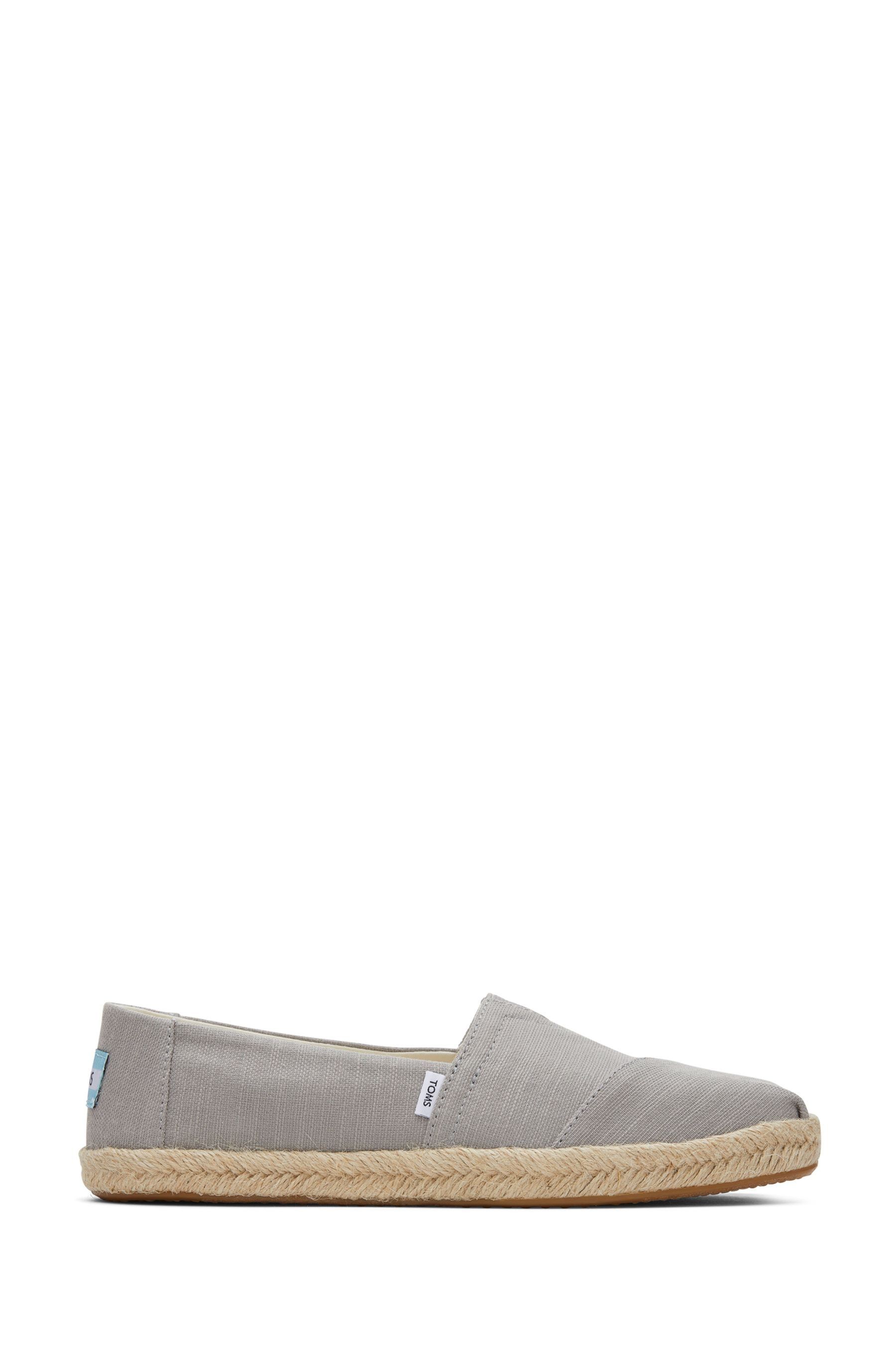 Toms vegan shoes 2025