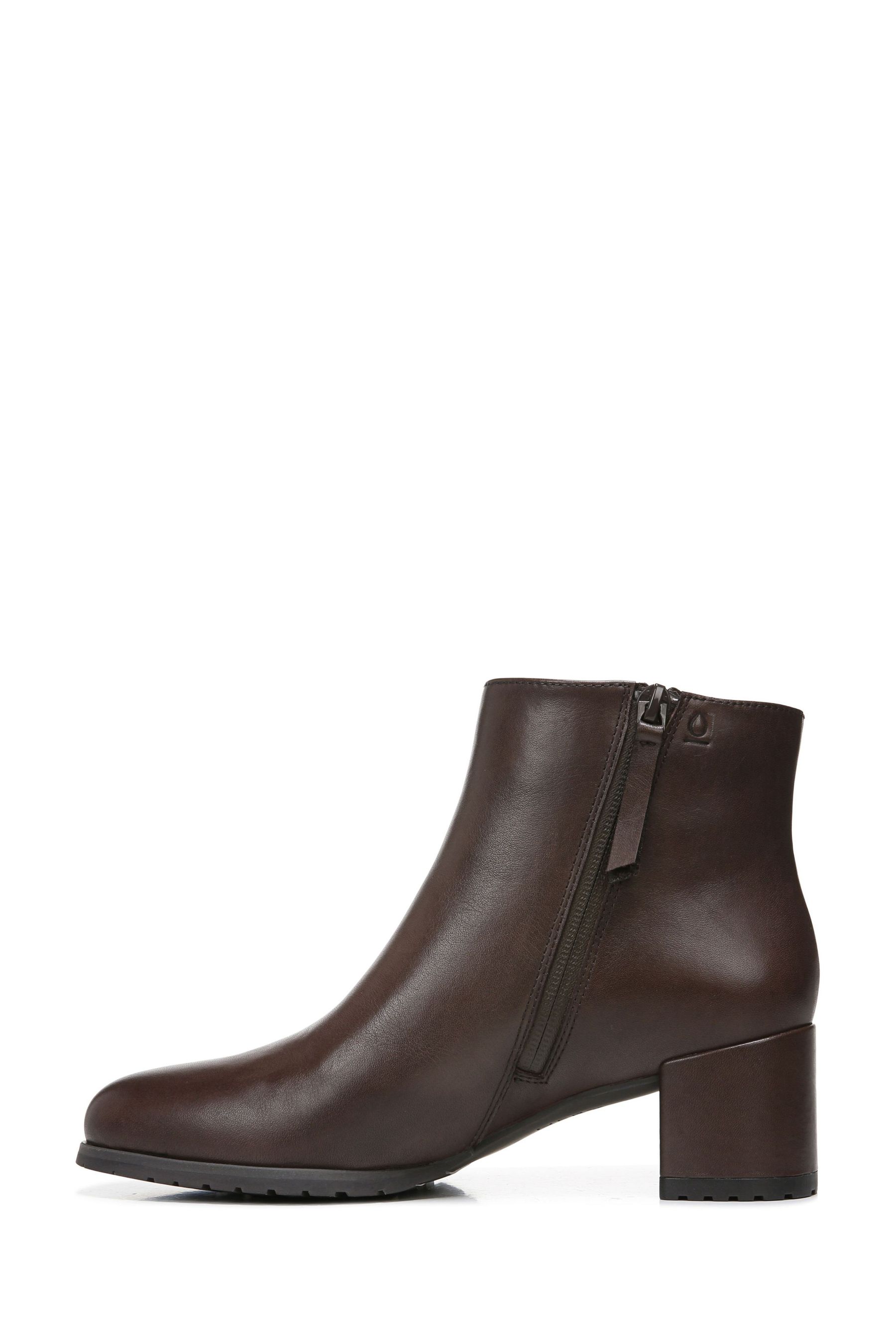 The bay naturalizer boots hotsell