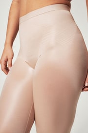 SPANX Nude Thinstincts 2.0 Tummy Control Capri Leggings - Image 5 of 6