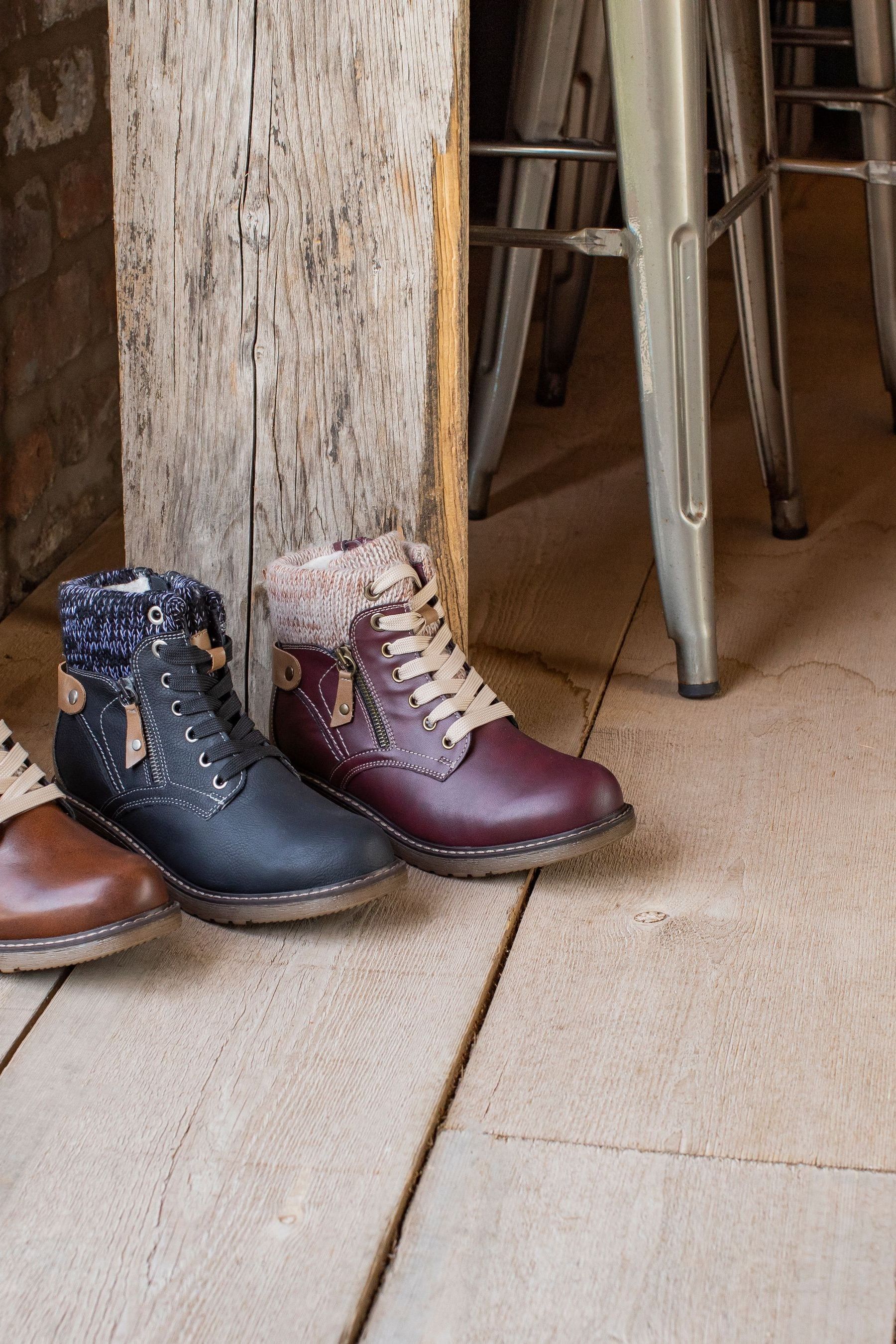 Pavers brown boots online